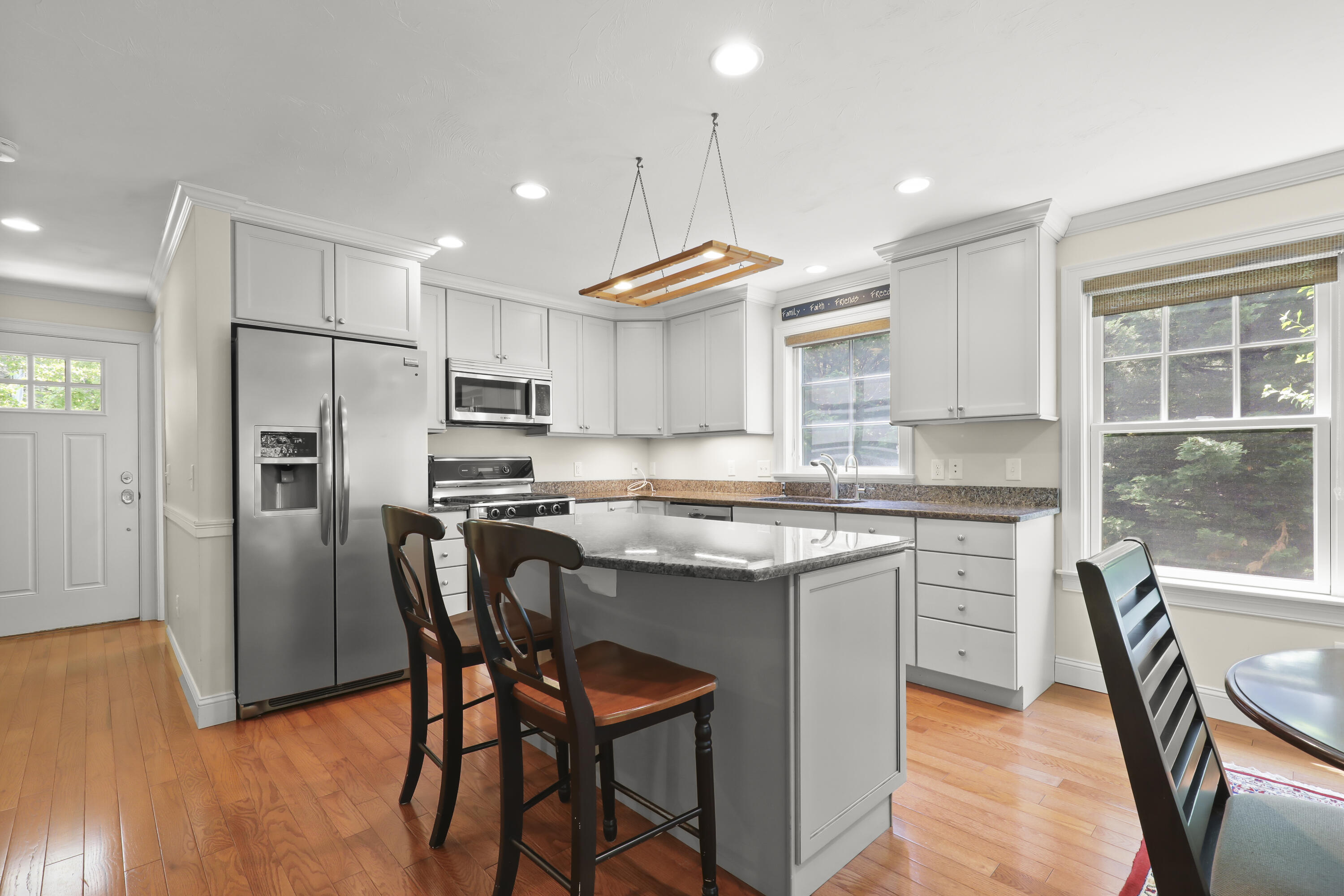 21 Pine Street Unit: 1AU