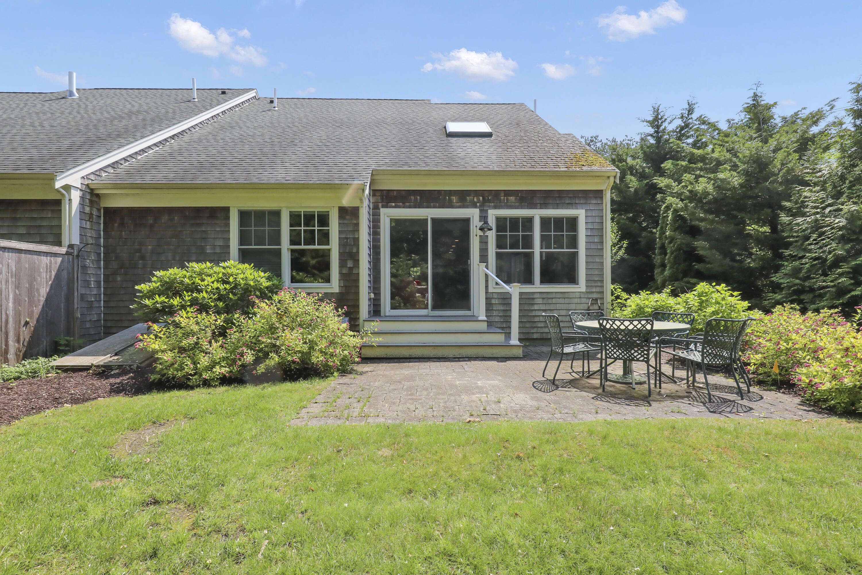 21 Pine Street Unit: 1AU