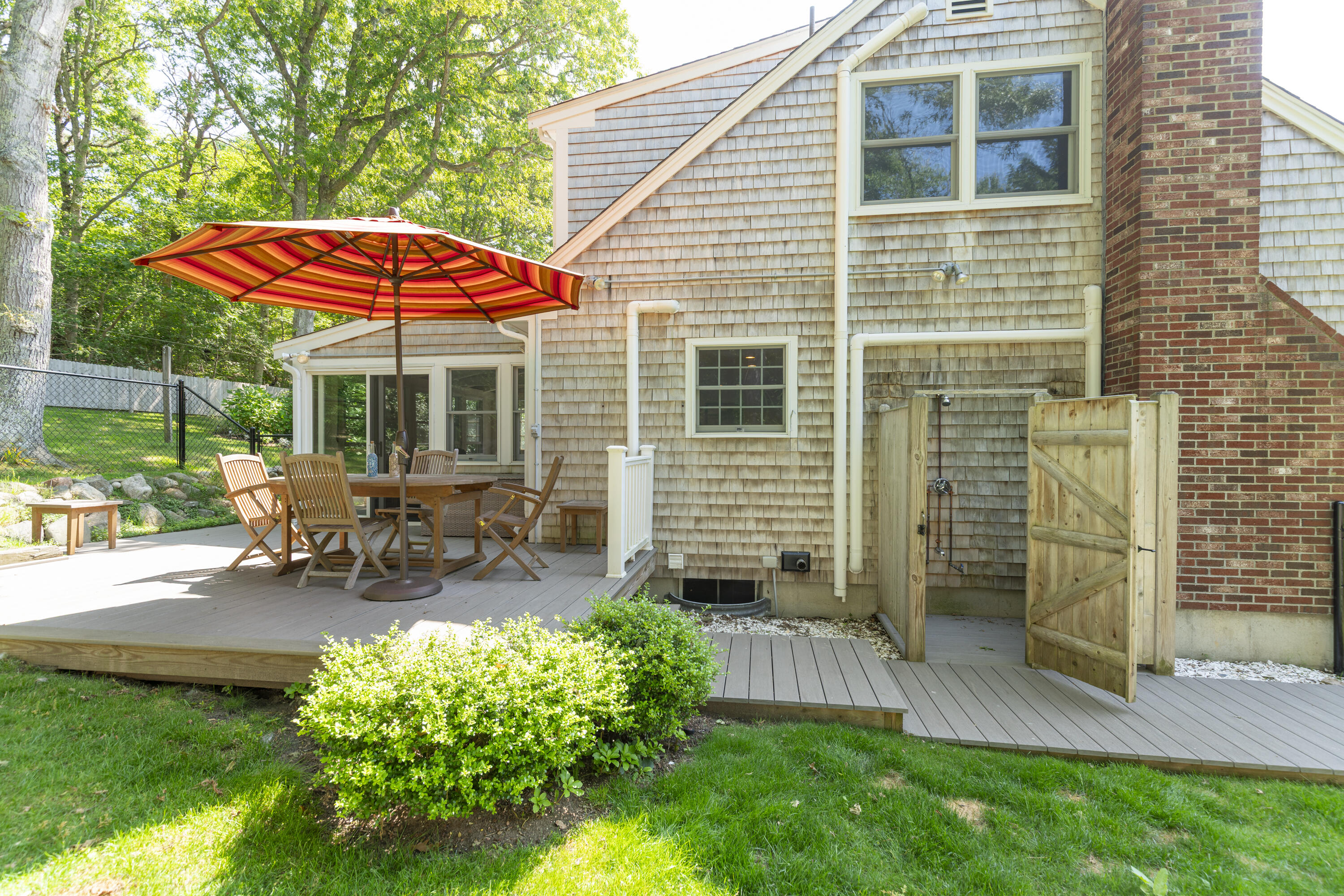 15 Wood Valley Road