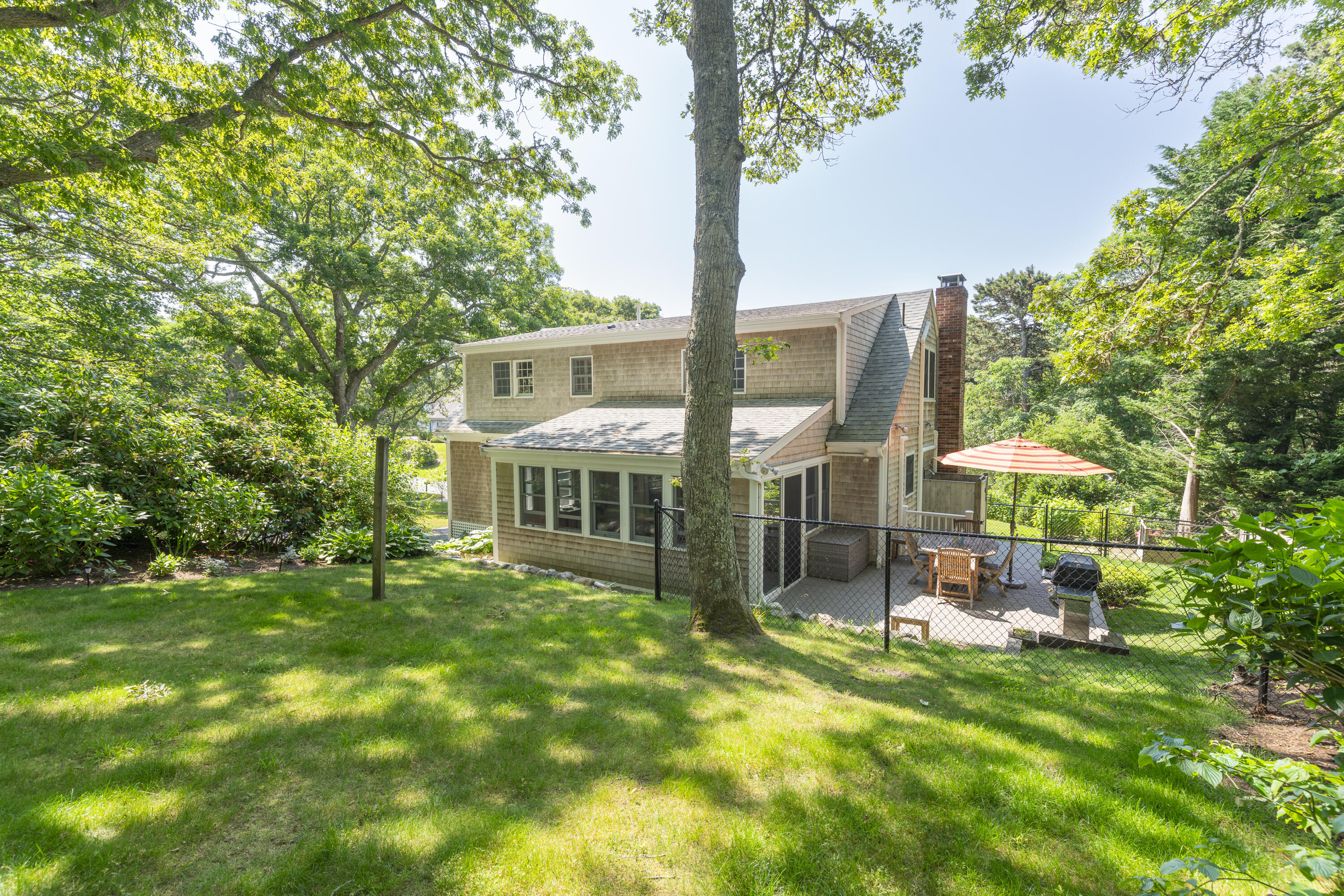 15 Wood Valley Road