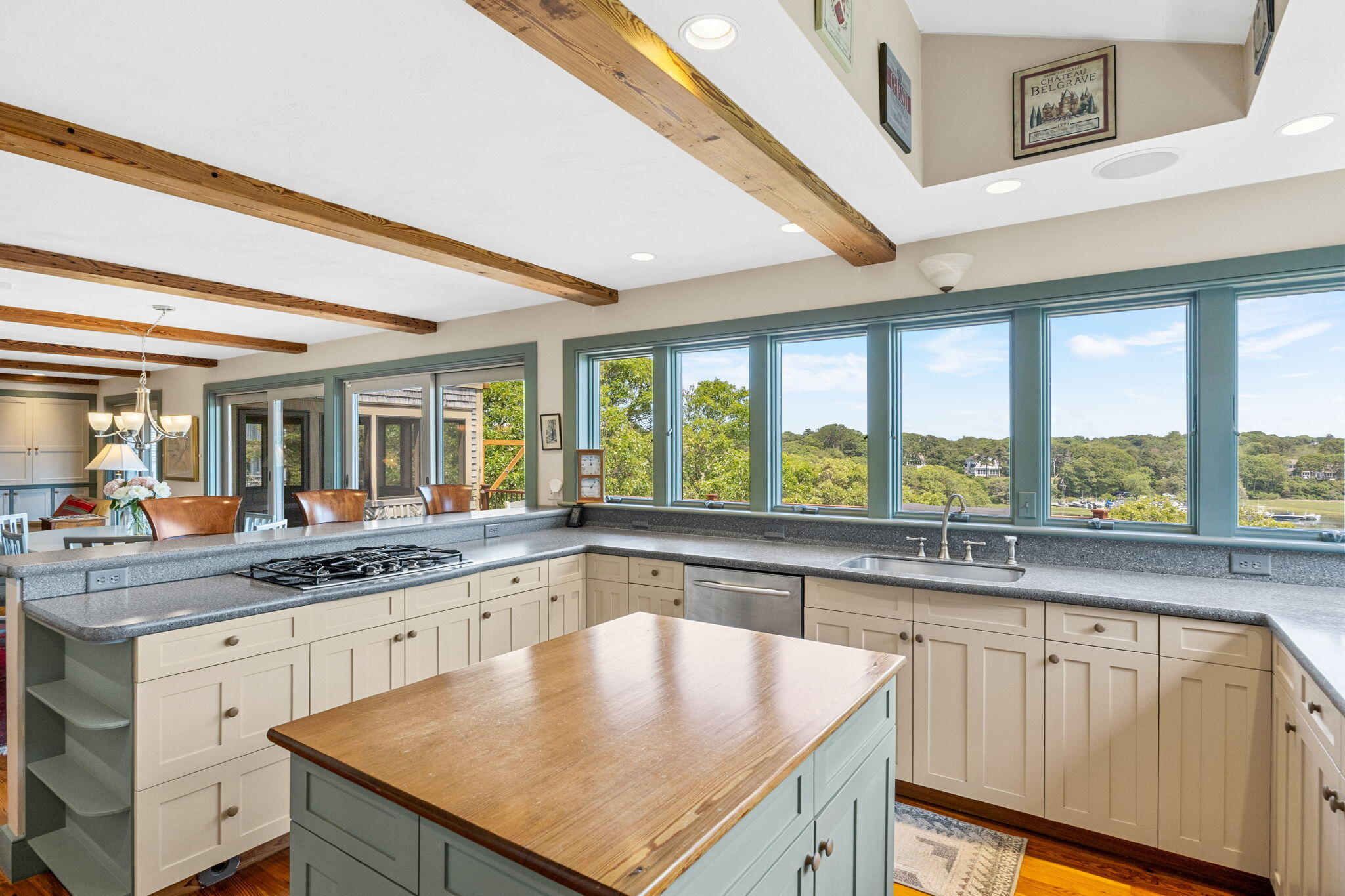 7 Squanto Drive