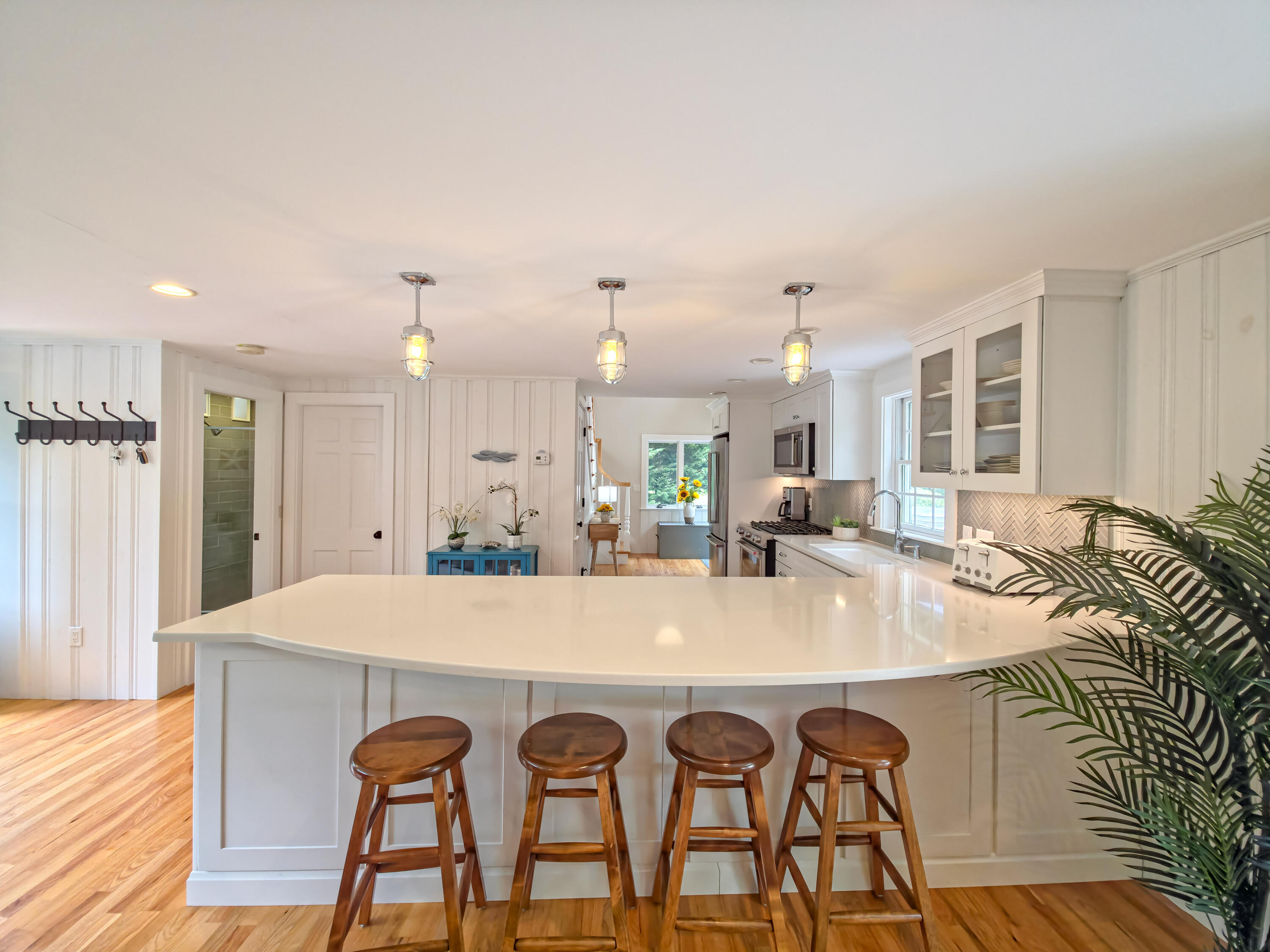 55 Meadowview Road S