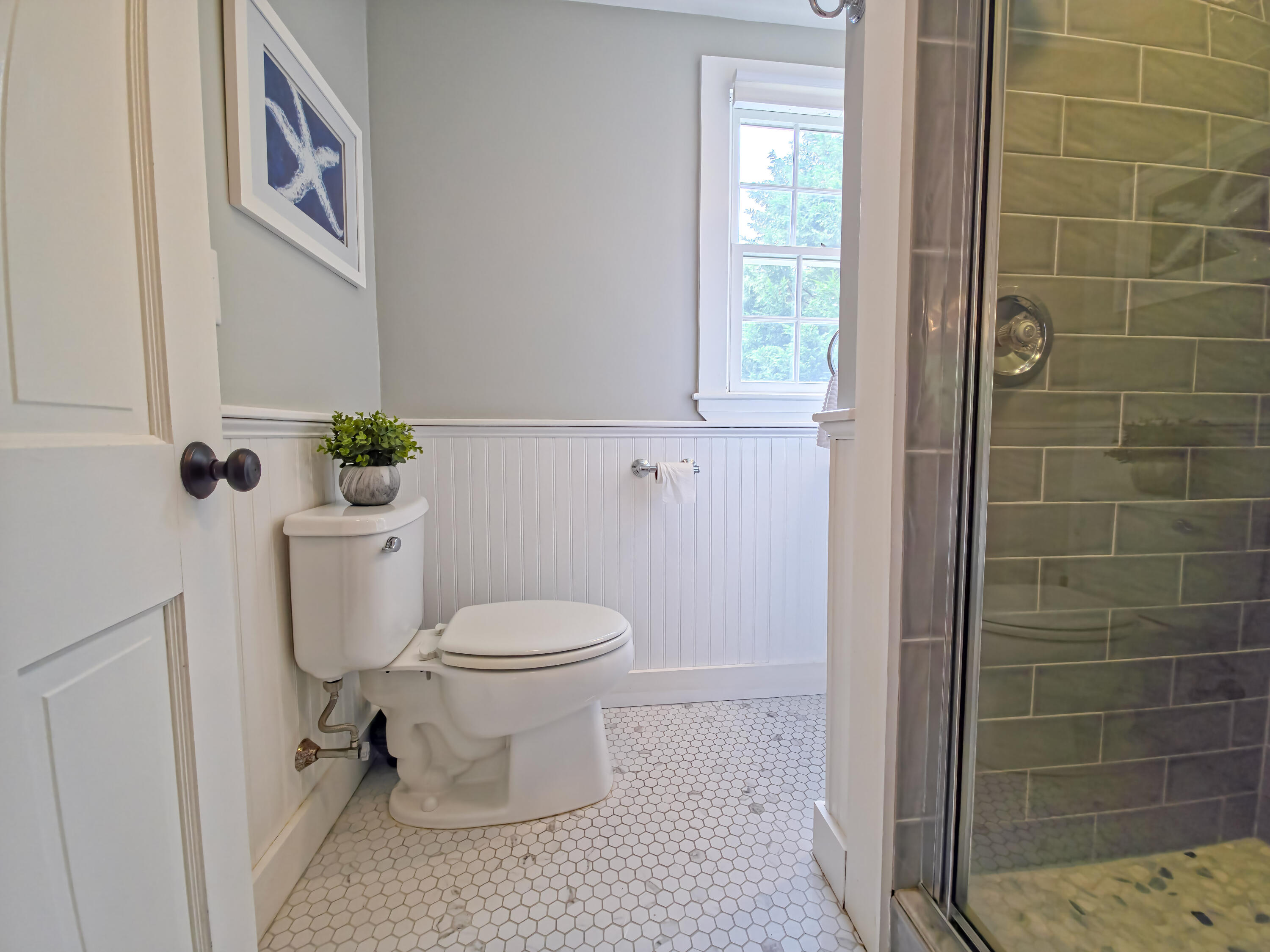 55 Meadowview Road S