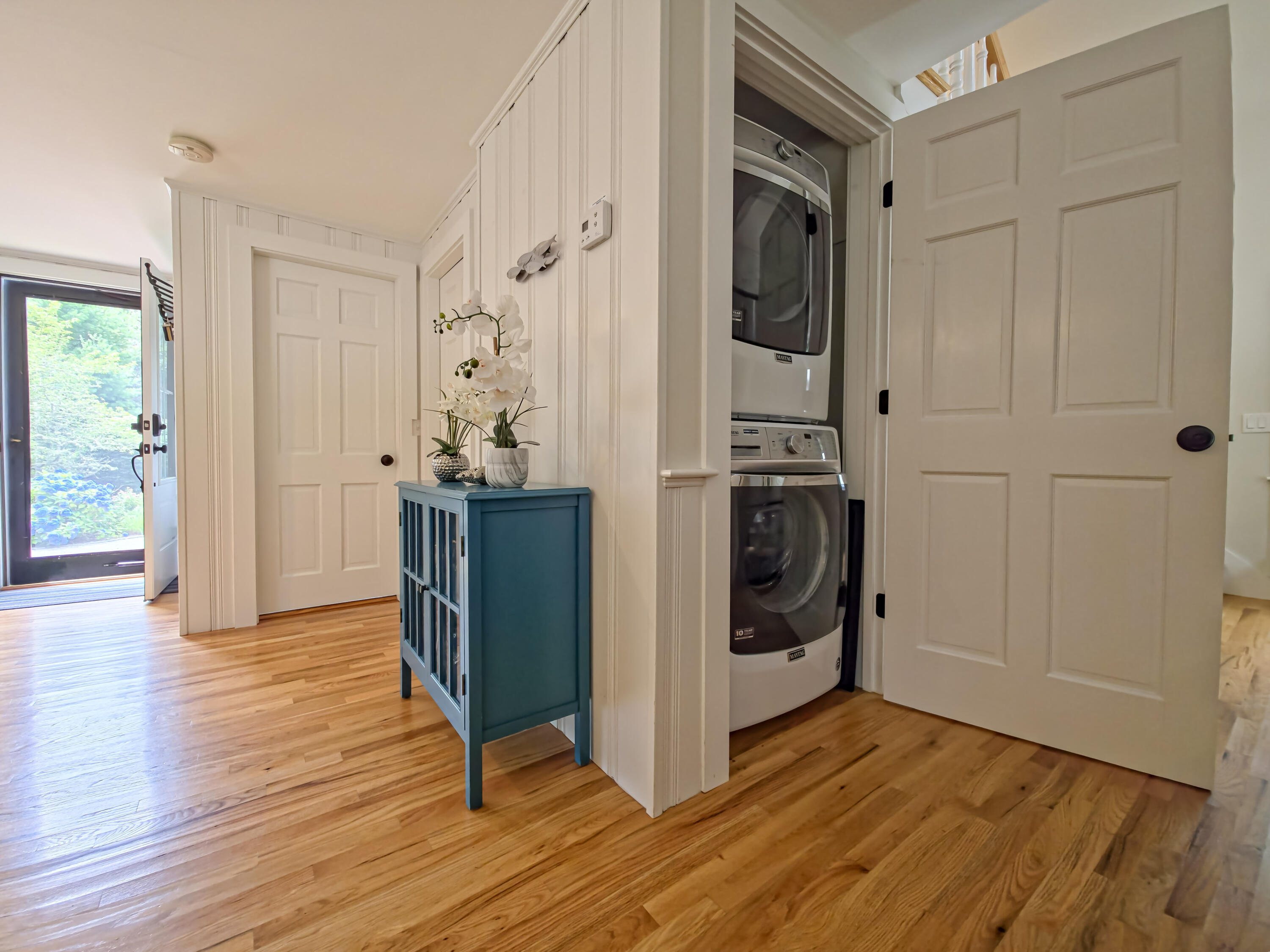 55 Meadowview Road S