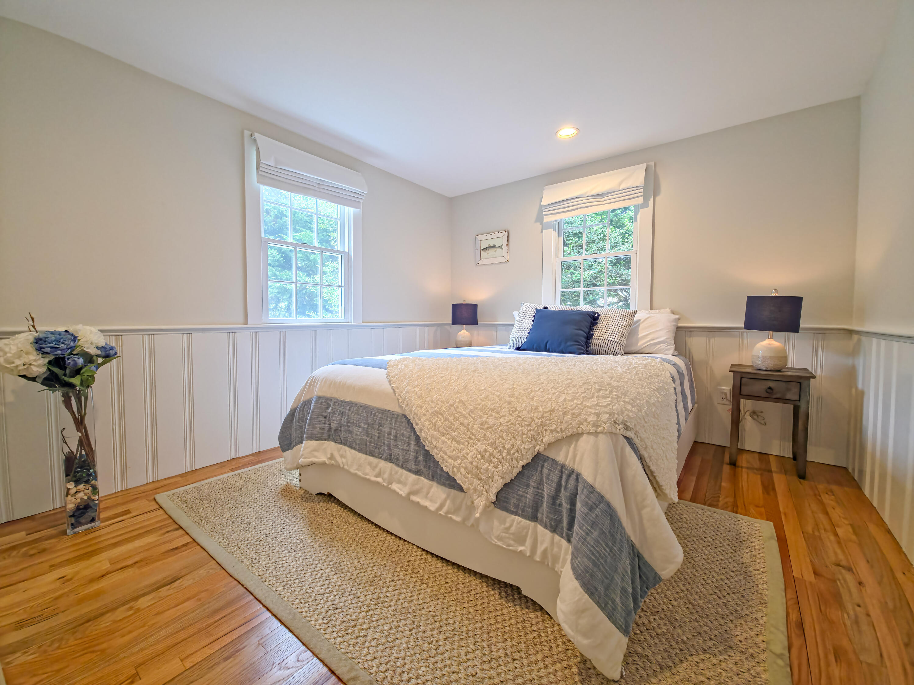 55 Meadowview Road S