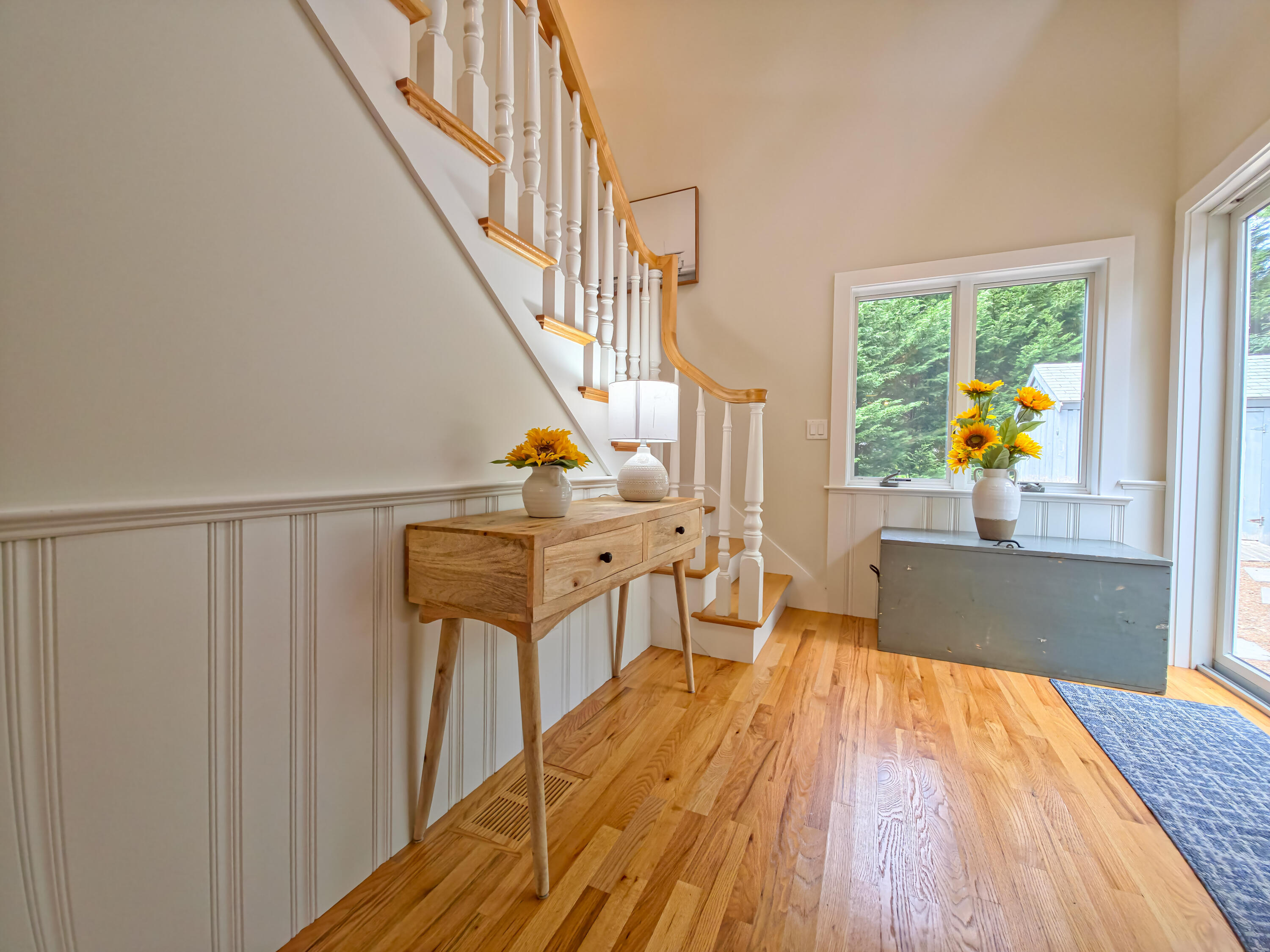 55 Meadowview Road S