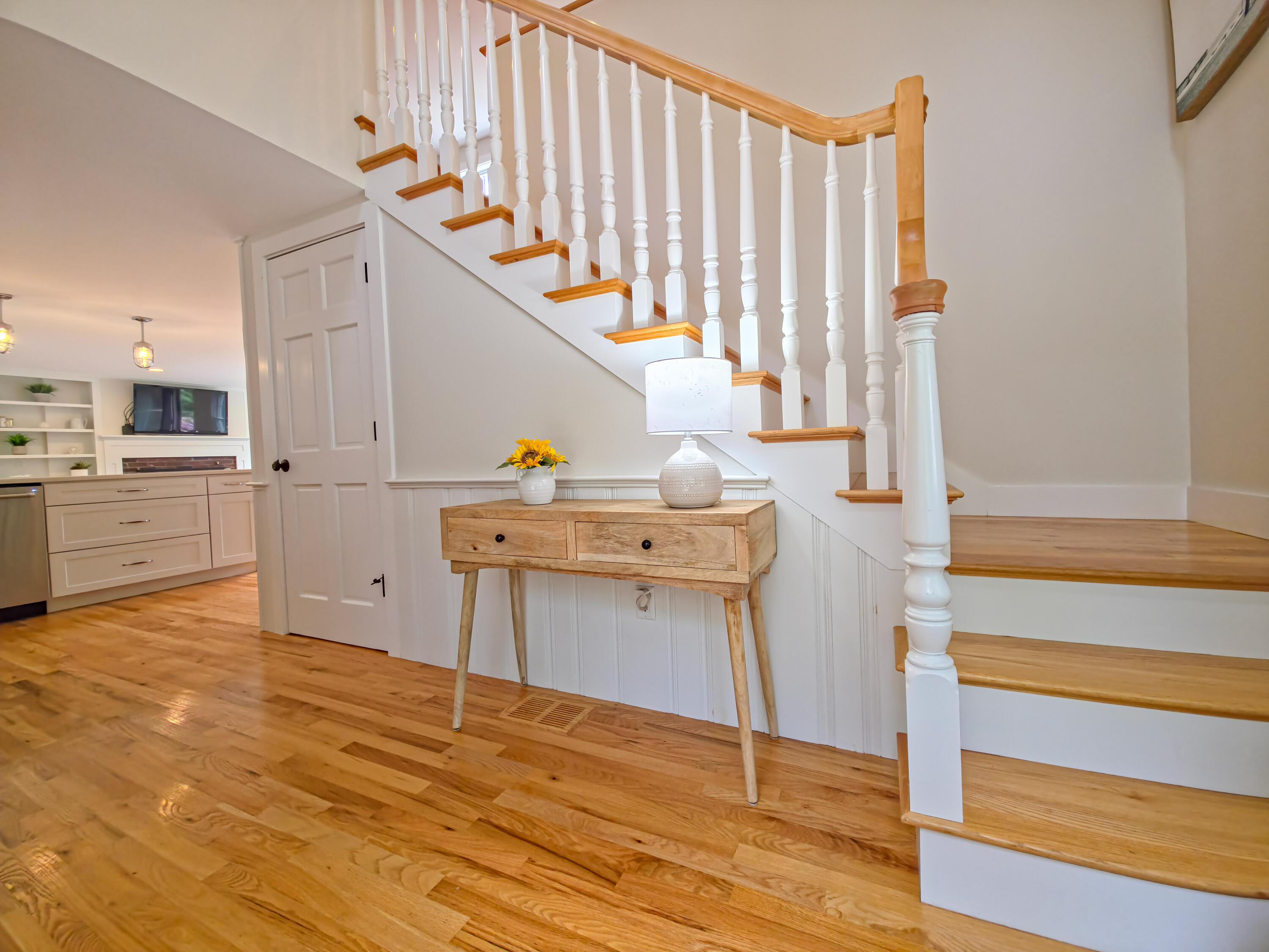 55 Meadowview Road S