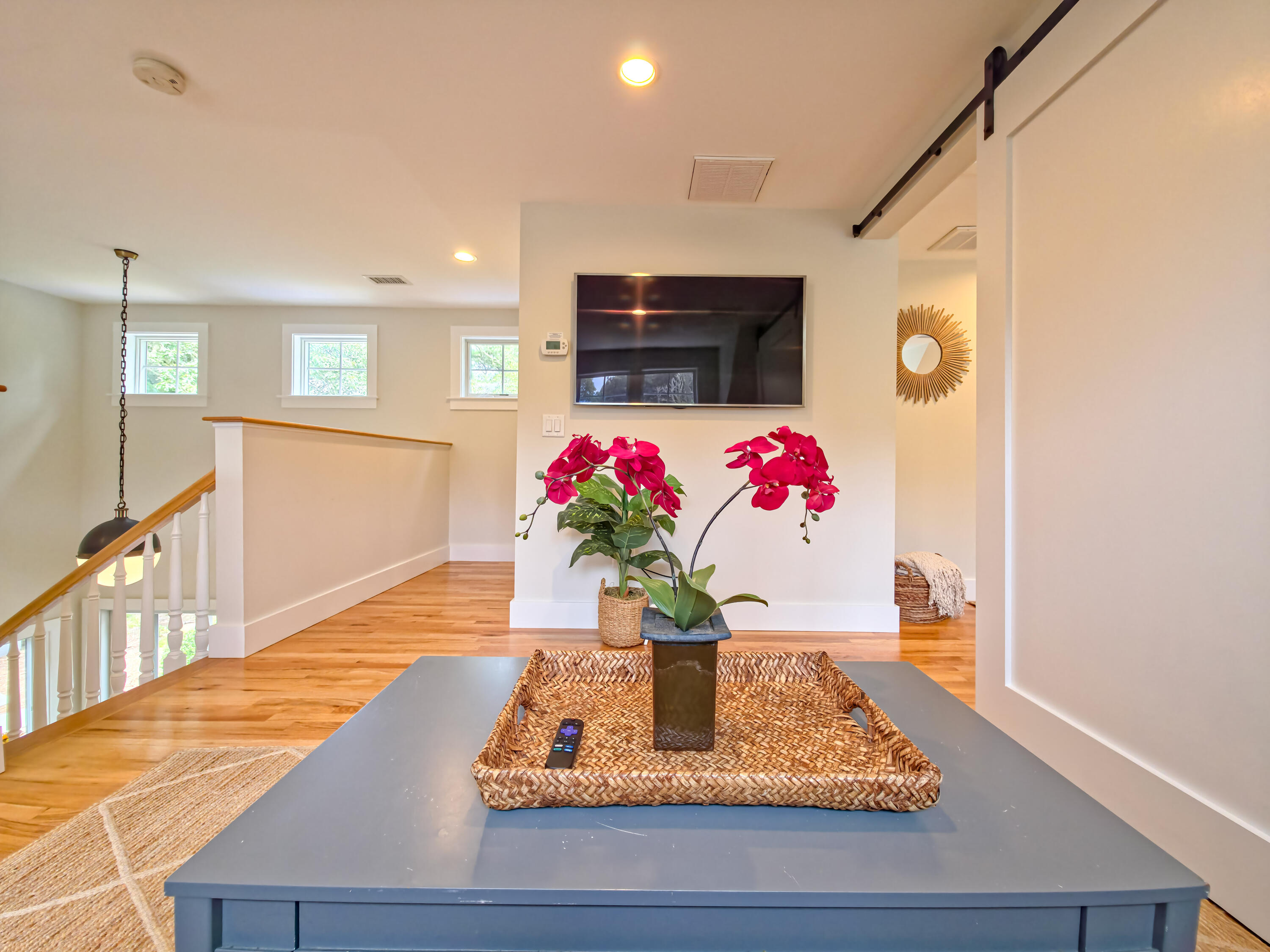 55 Meadowview Road S