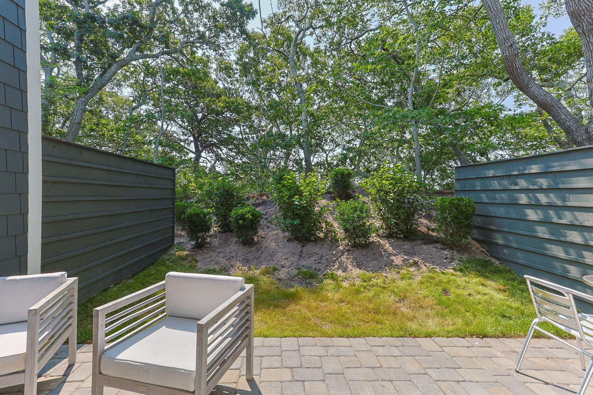 50 Nelson Avenue # 8