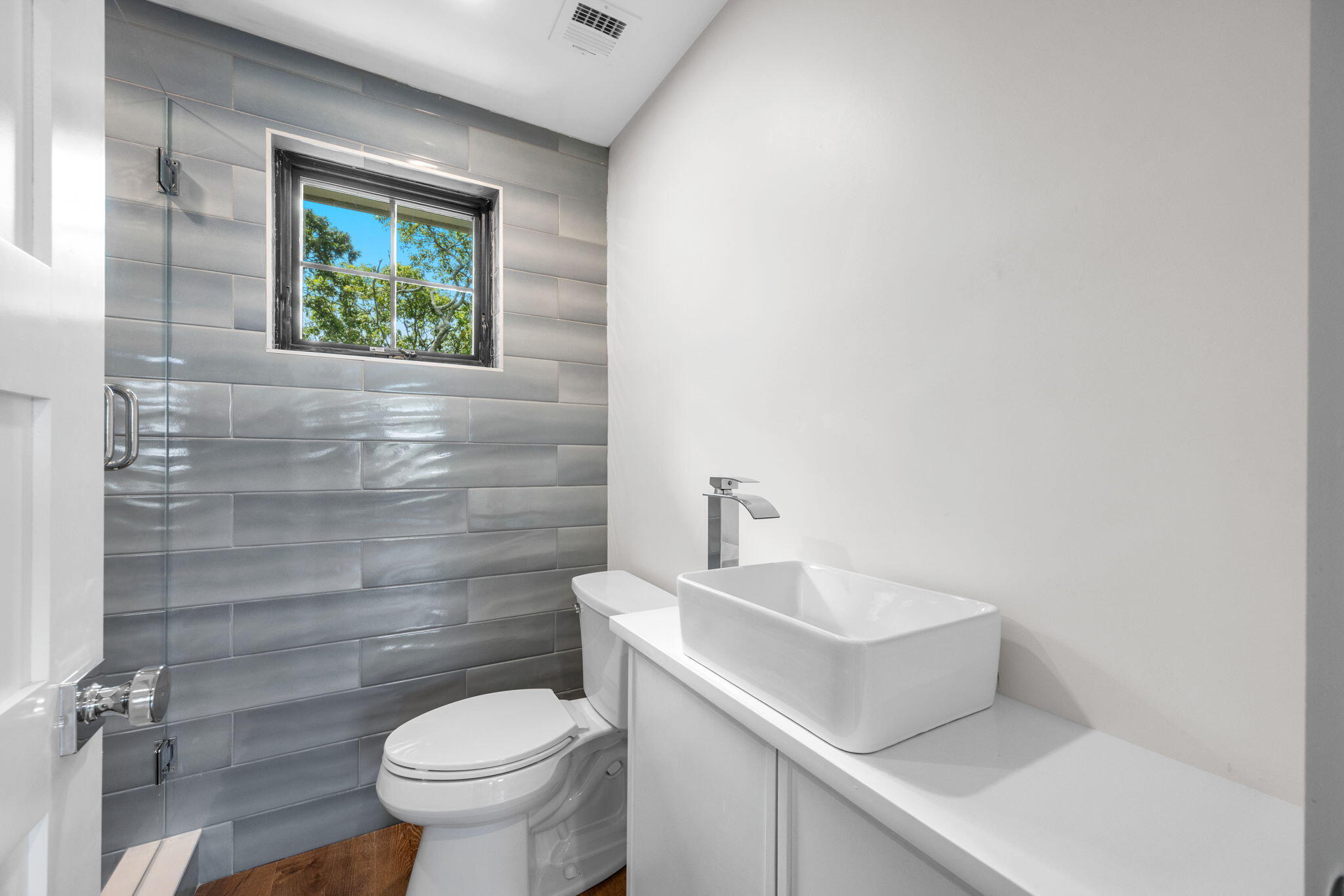 50 Nelson Avenue # 8