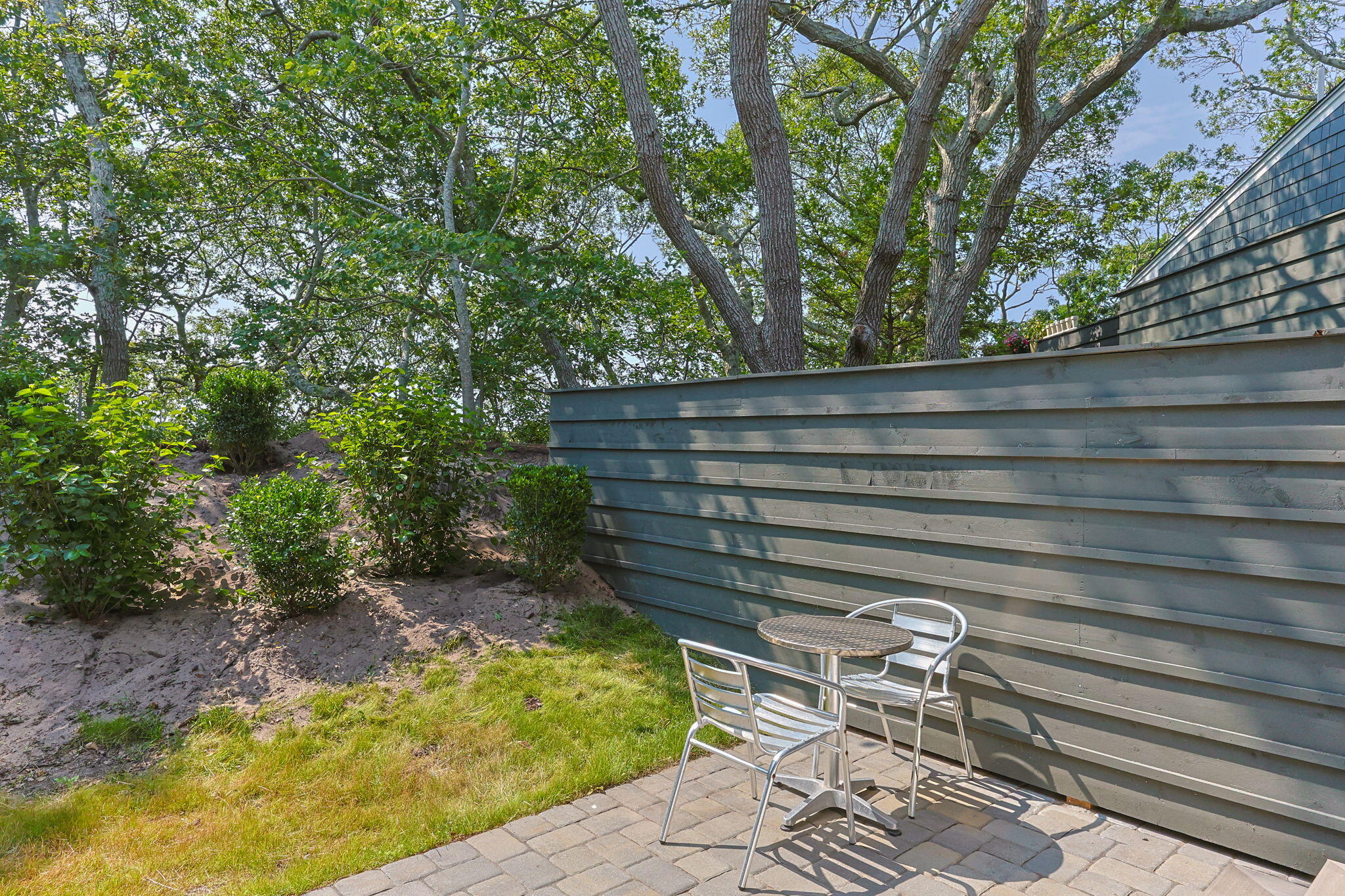 50 Nelson Avenue # 8