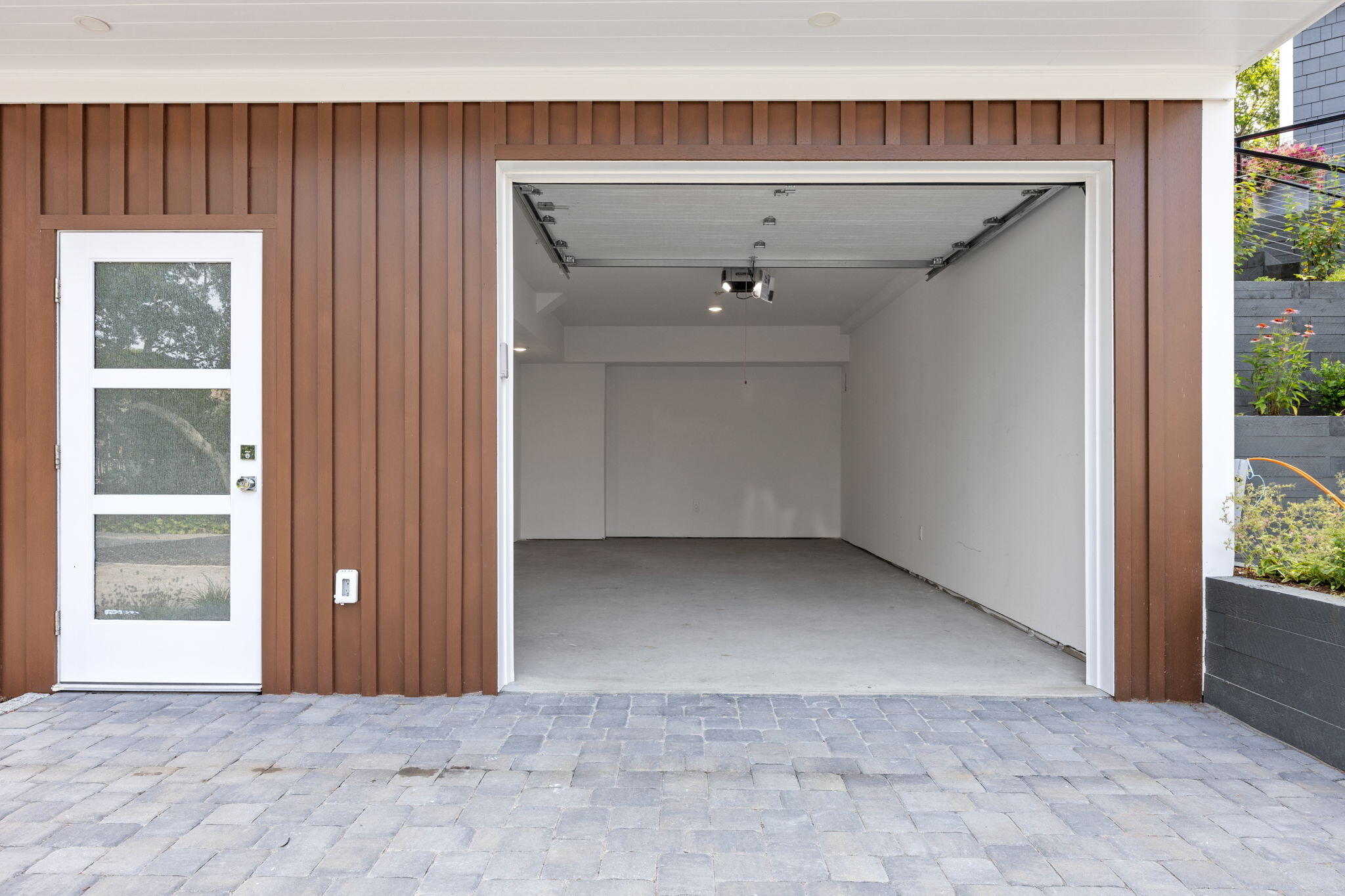 50 Nelson Avenue # 8