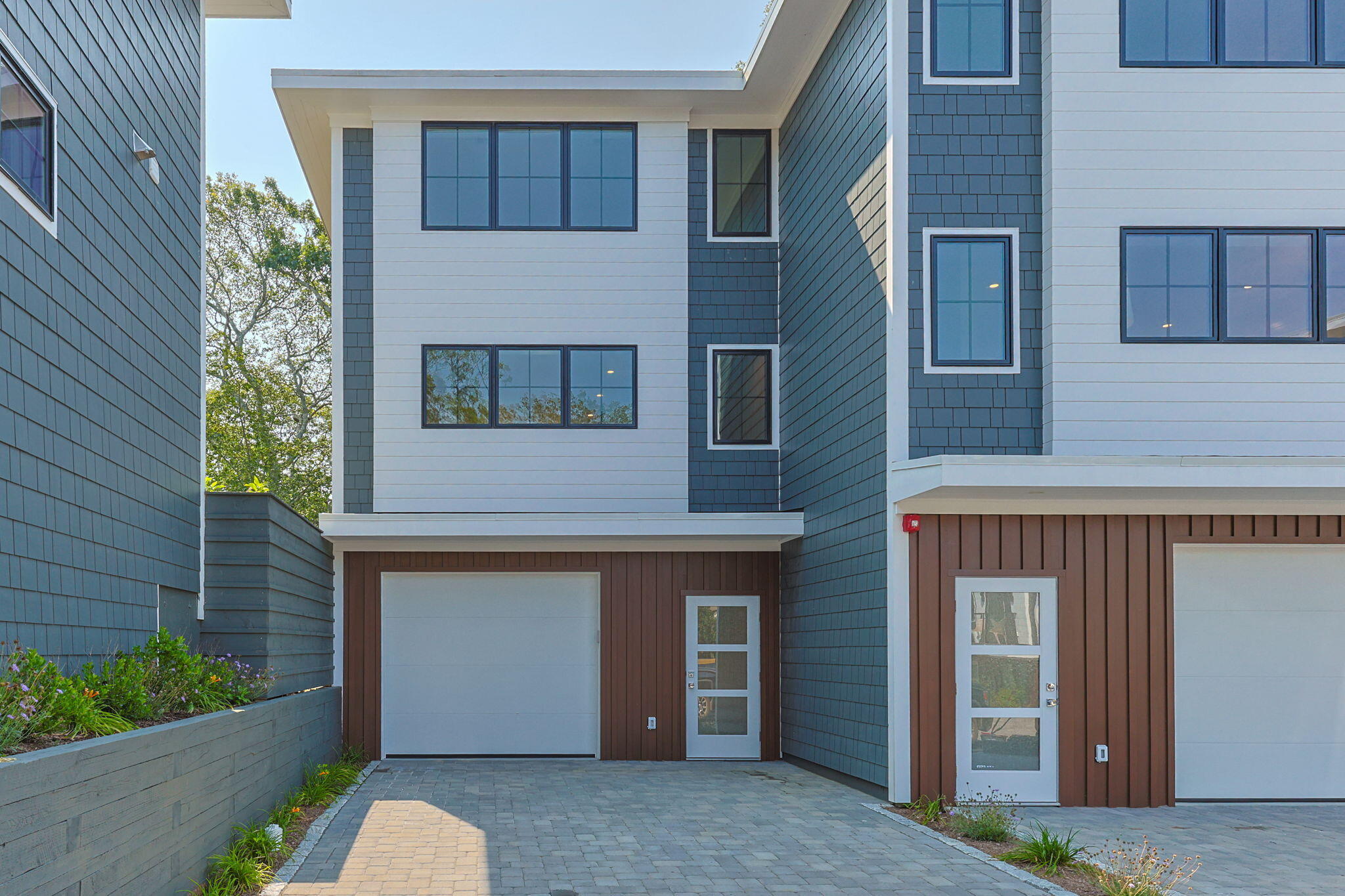 50 Nelson Avenue # 9