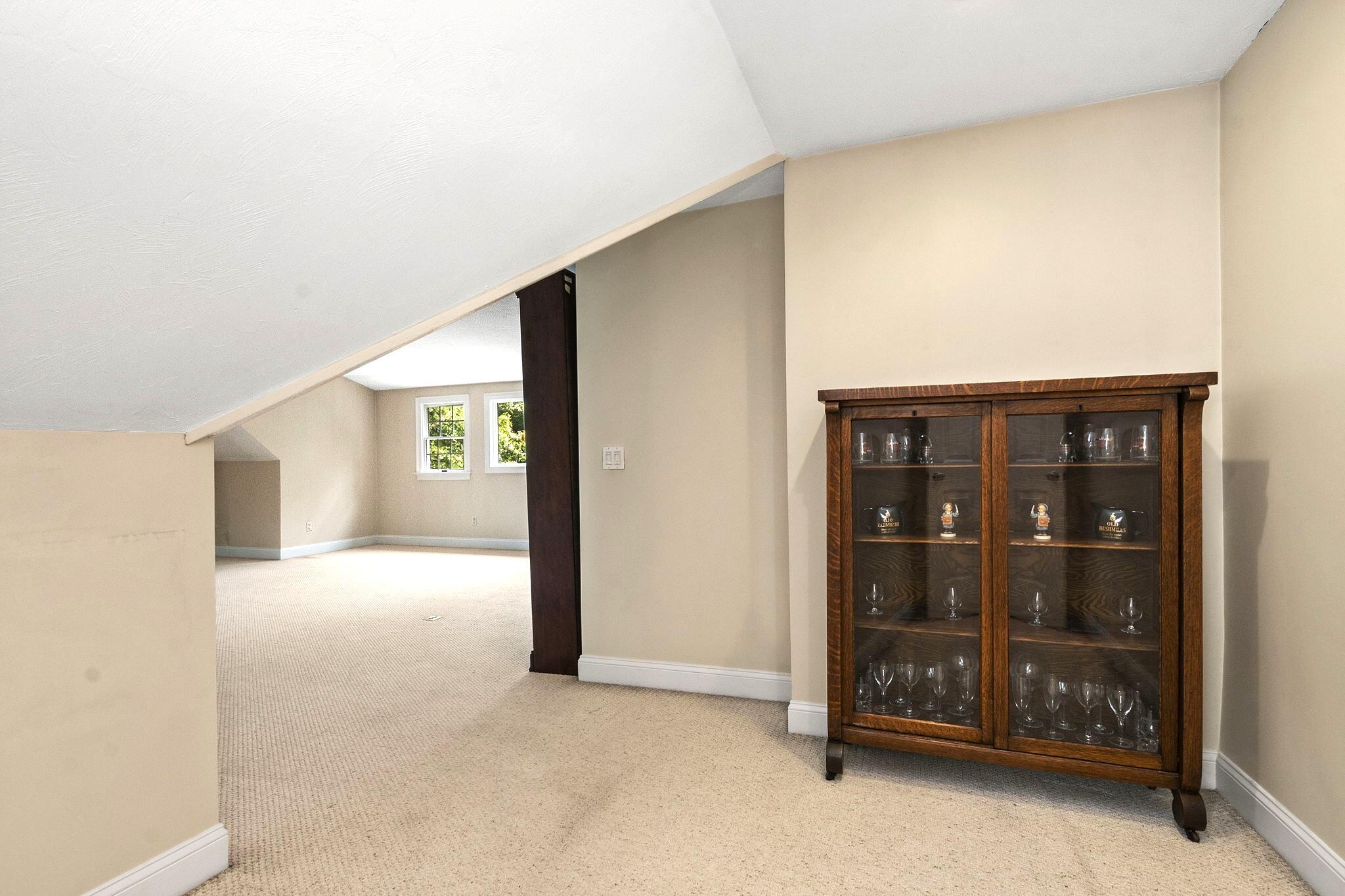 39 Forest Hills Road