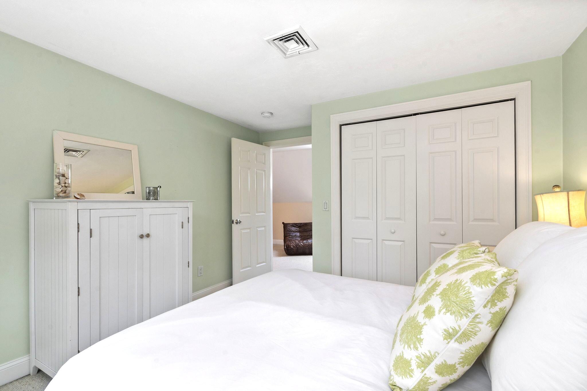 39 Forest Hills Road