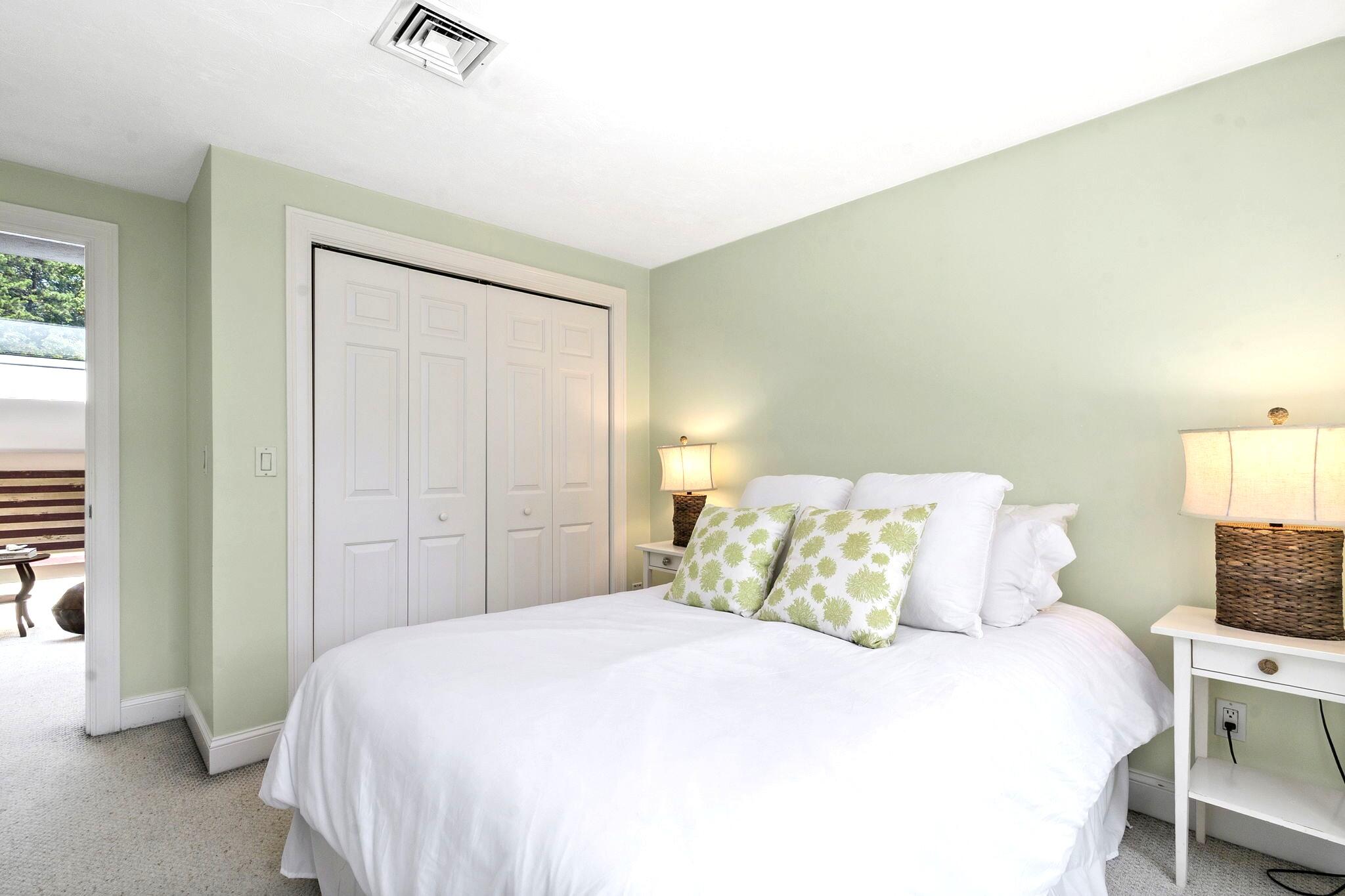 39 Forest Hills Road