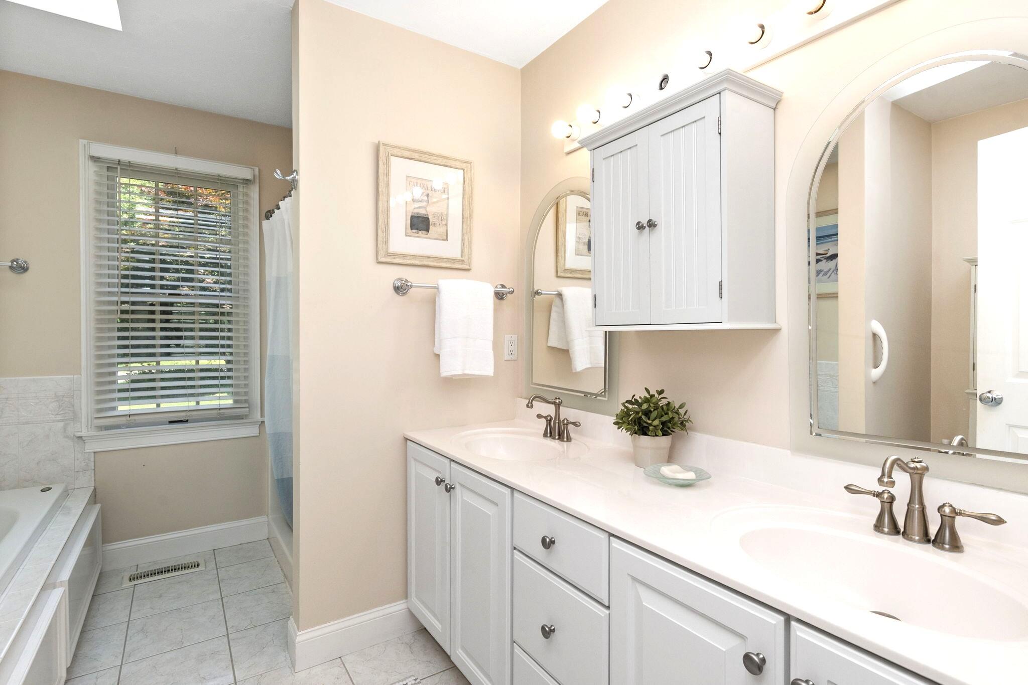 39 Forest Hills Road