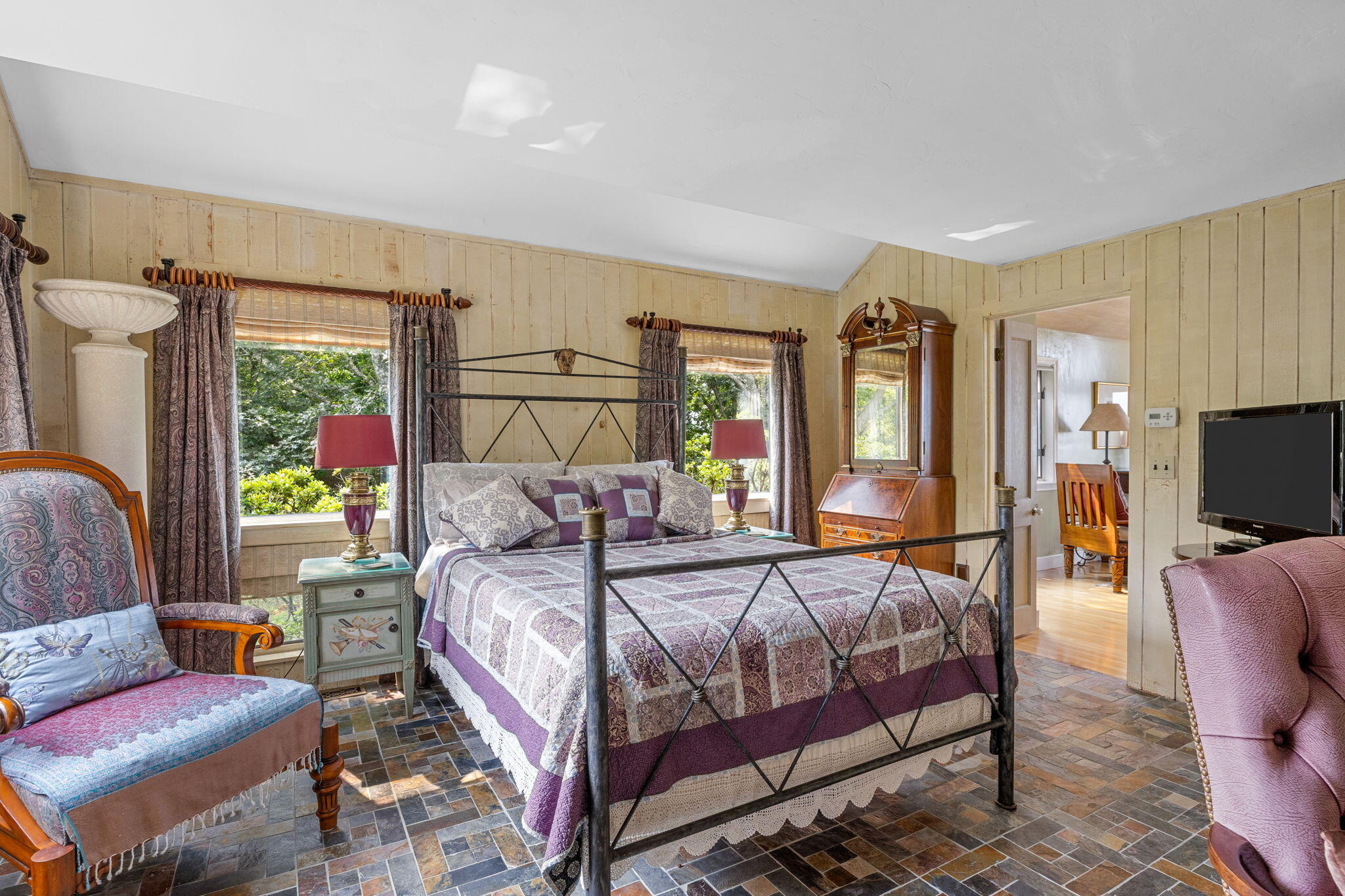 127 Wapoos Trail