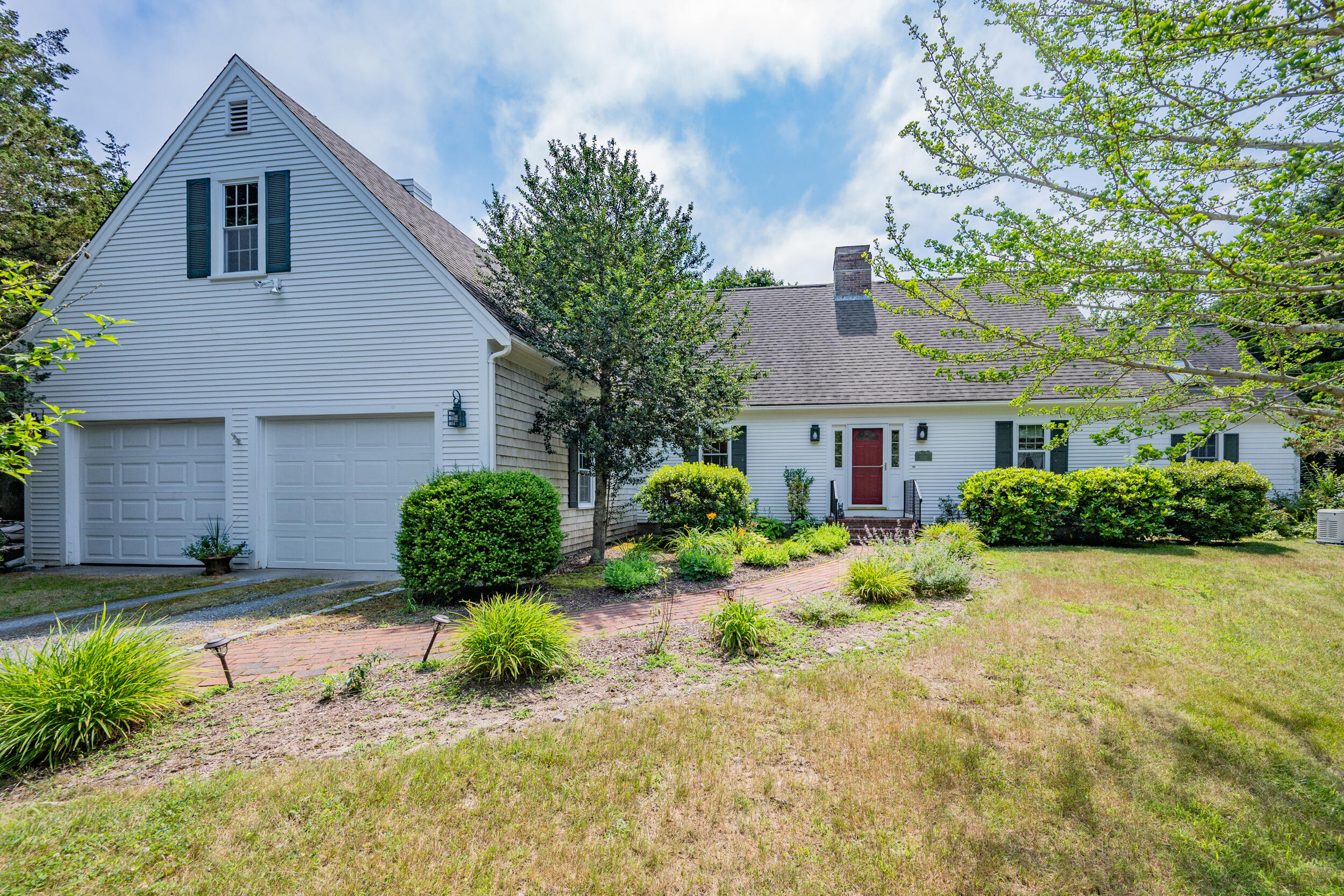 4323 Main Street