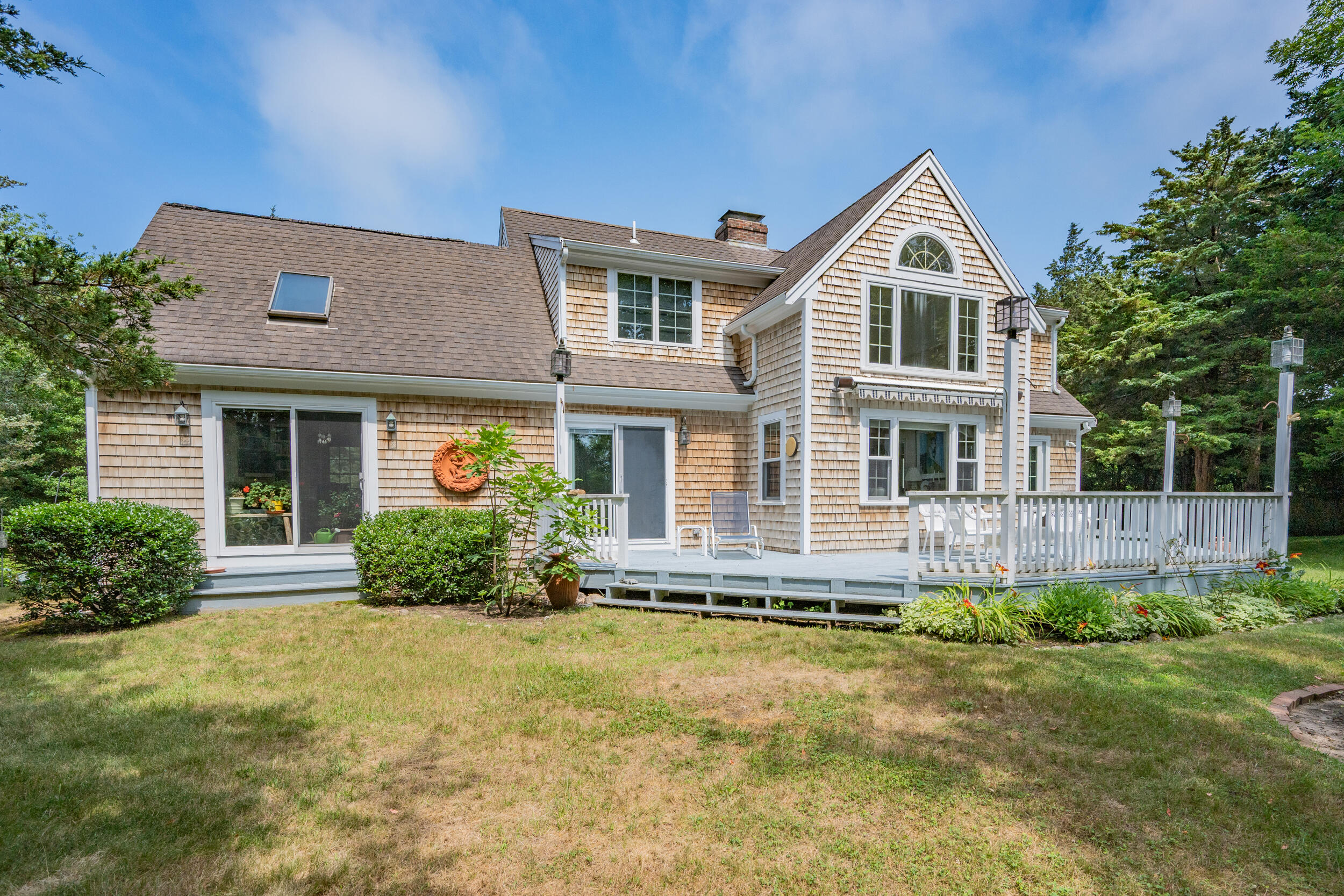 4323 Main Street
