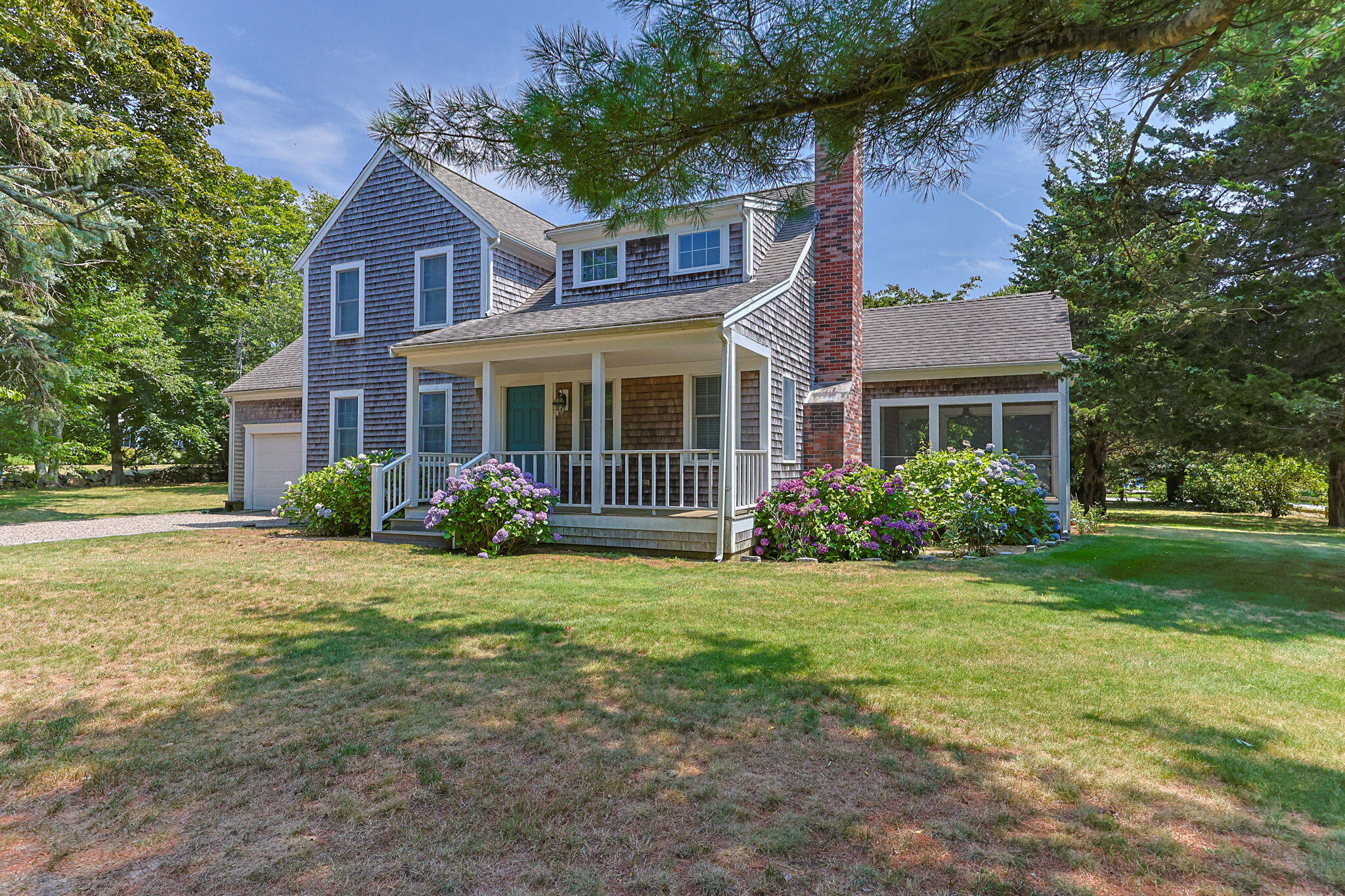 11 Cedar Land Road