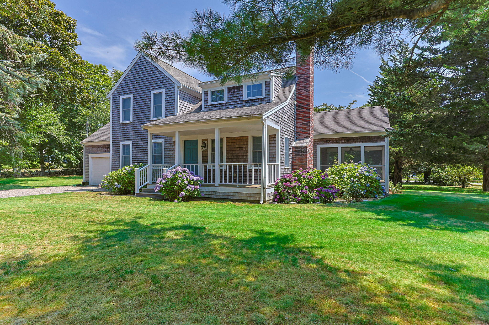 11 Cedar Land Road