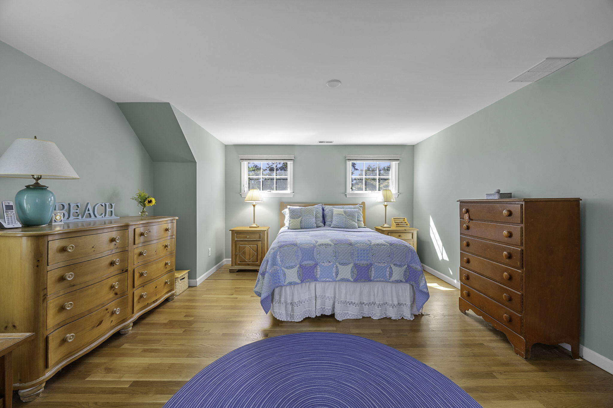 11 Cedar Land Road