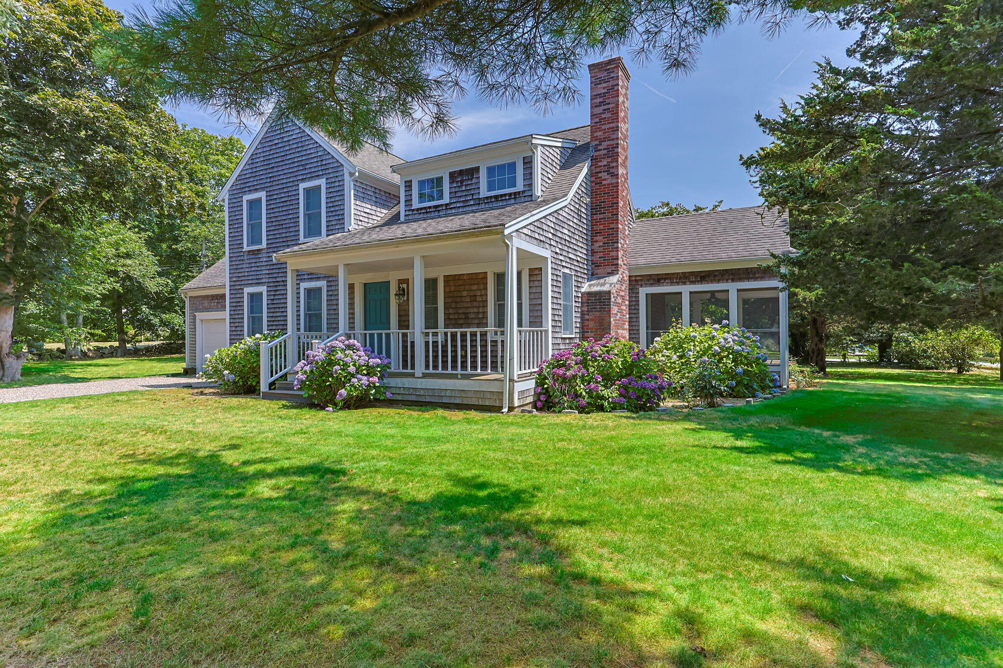 11 Cedar Land Road