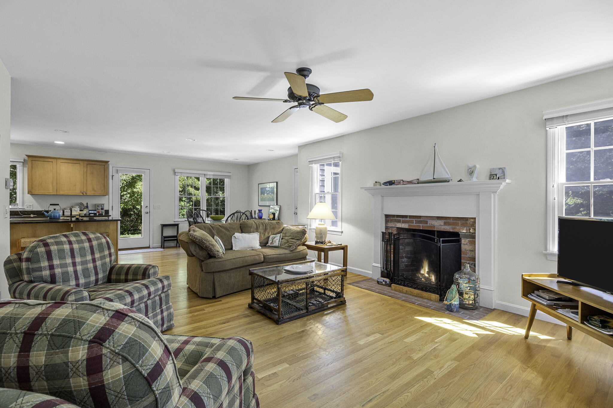 11 Cedar Land Road