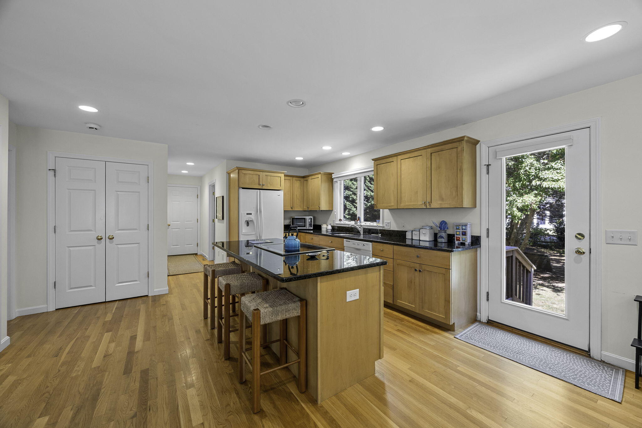 11 Cedar Land Road