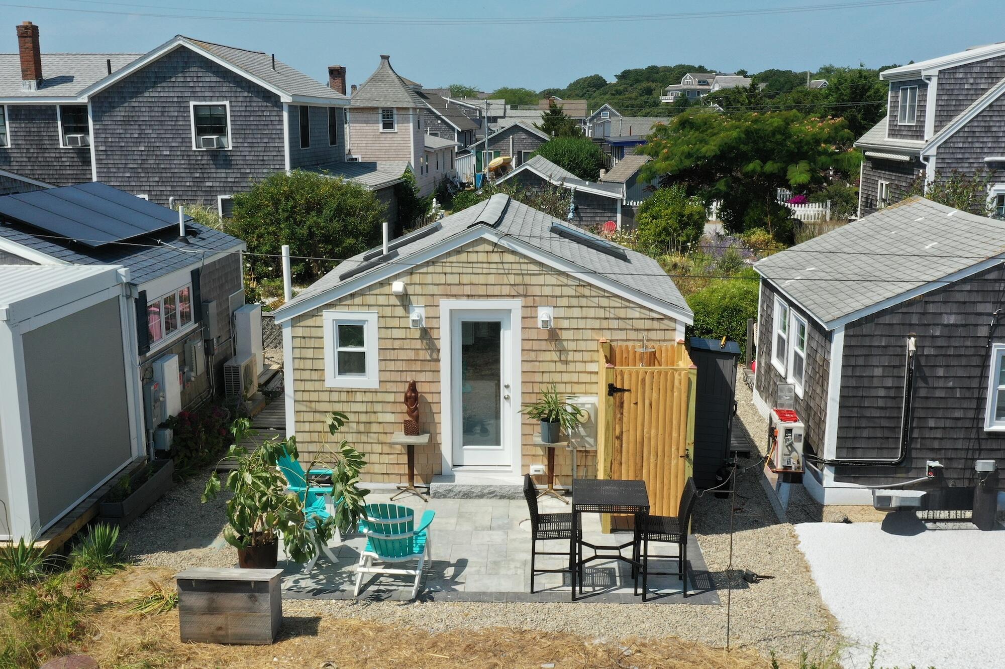 21 Dewey Avenue # U3