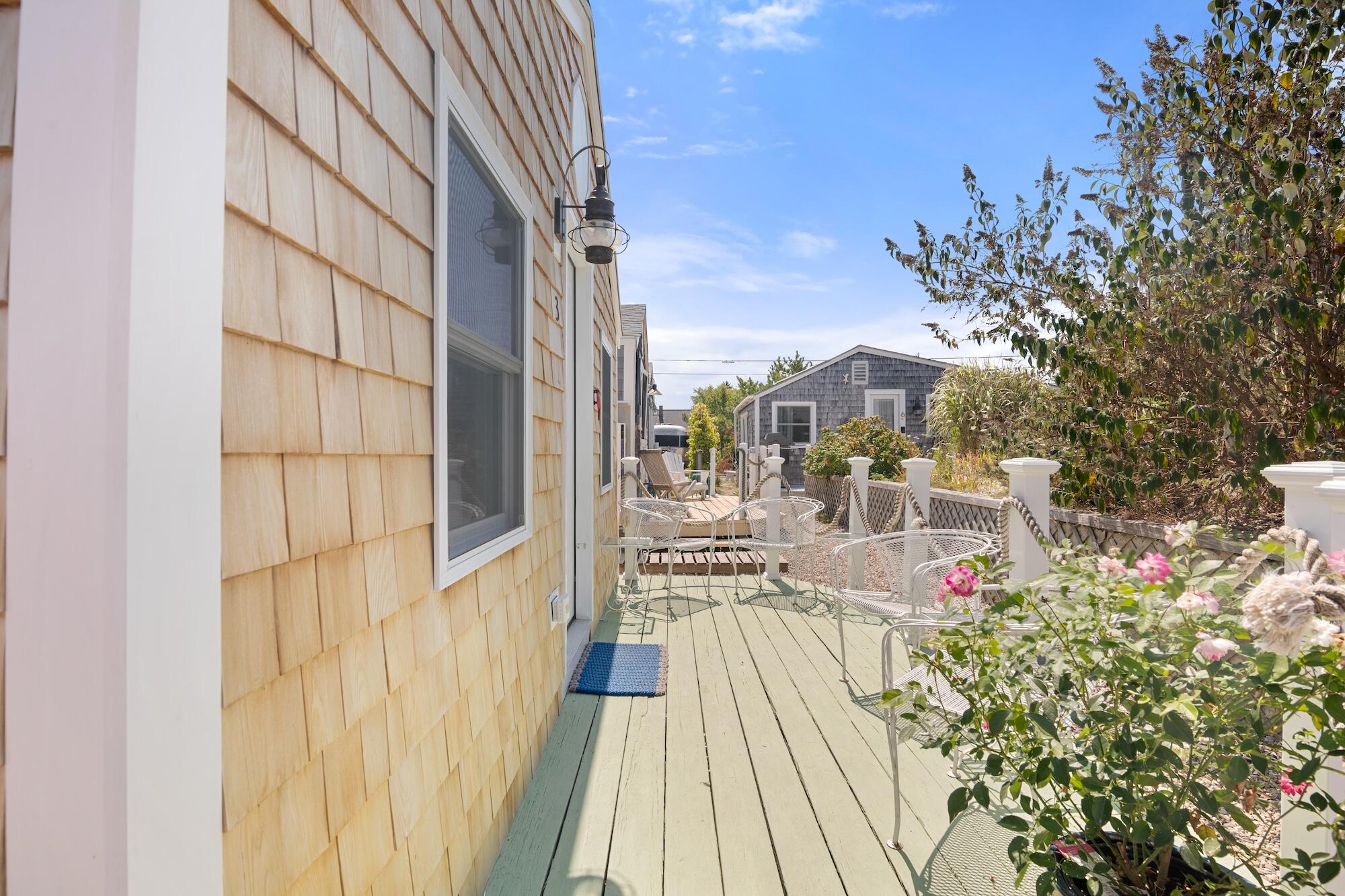 21 Dewey Avenue # U3