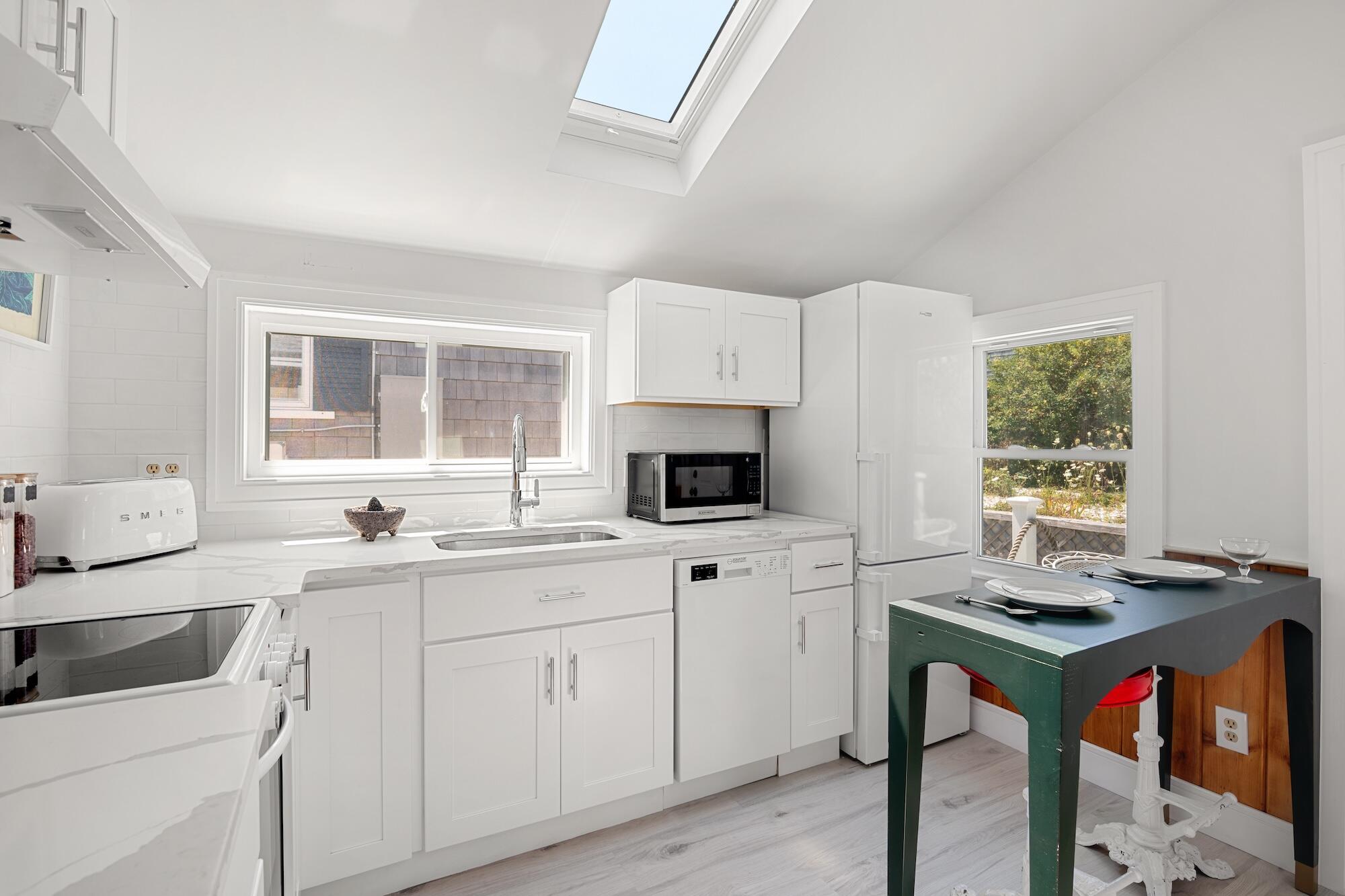 21 Dewey Avenue # U3