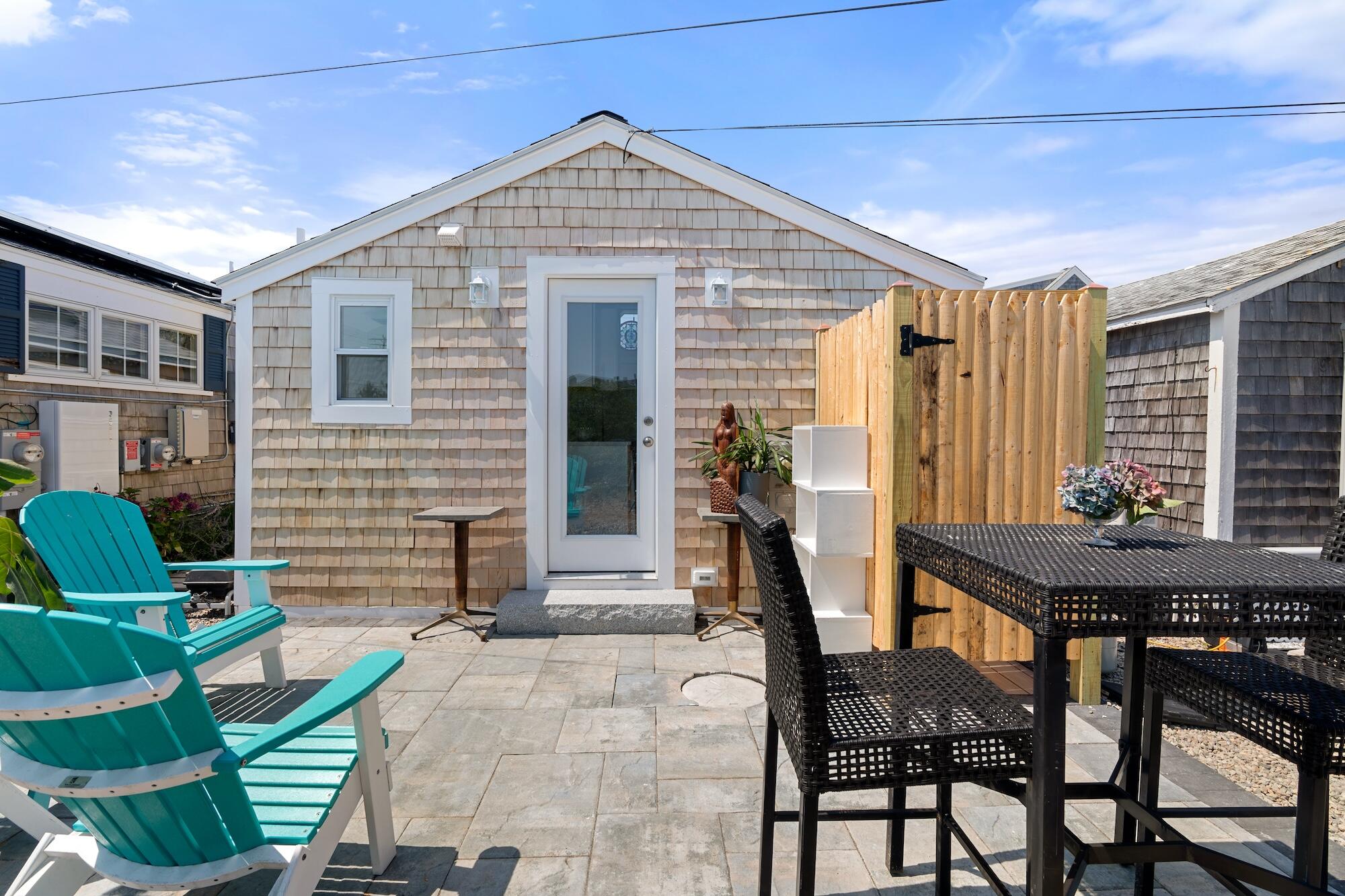 21 Dewey Avenue # U3