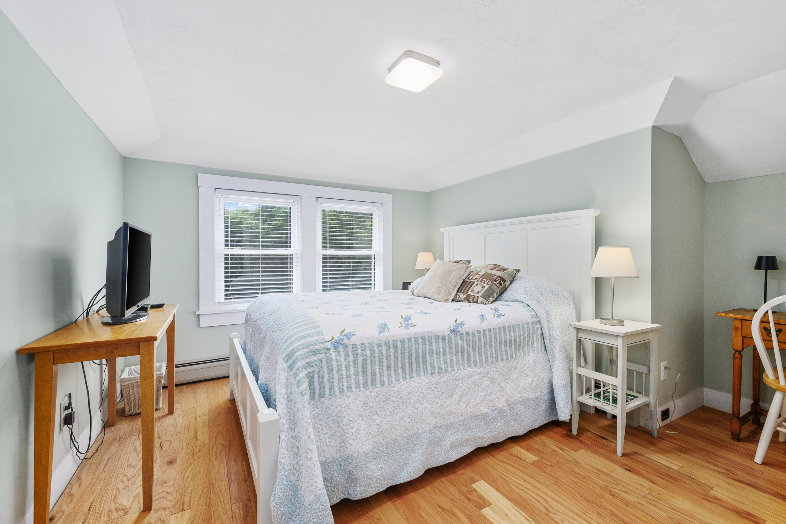 79 Forest Beach Road