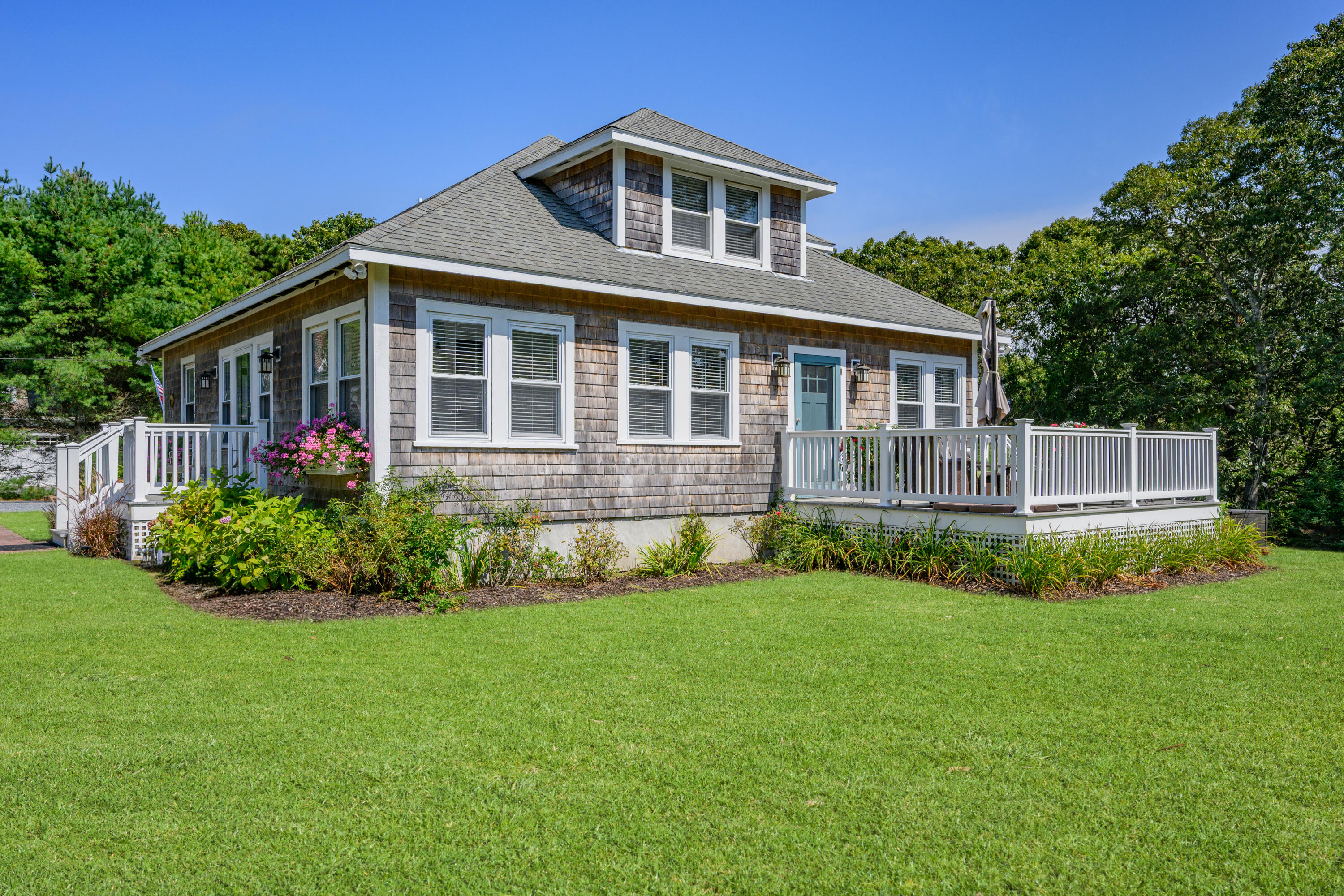 79 Forest Beach Road