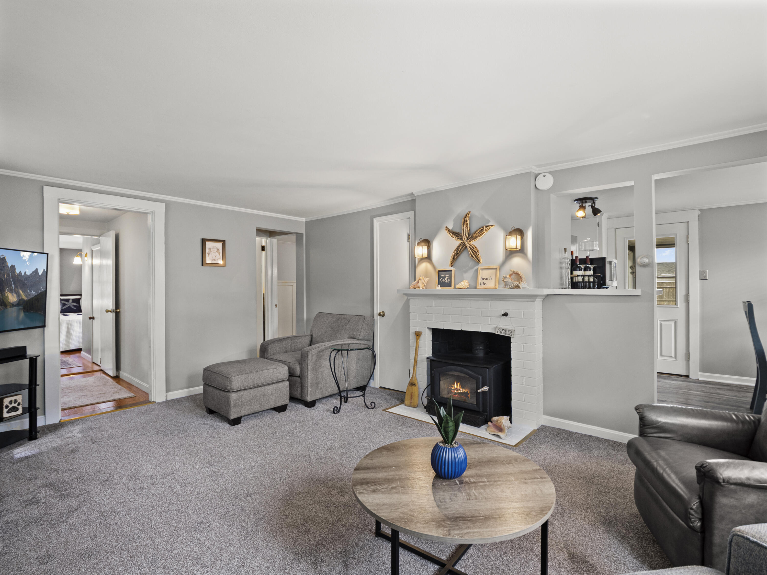 16 Peregrine Lane
