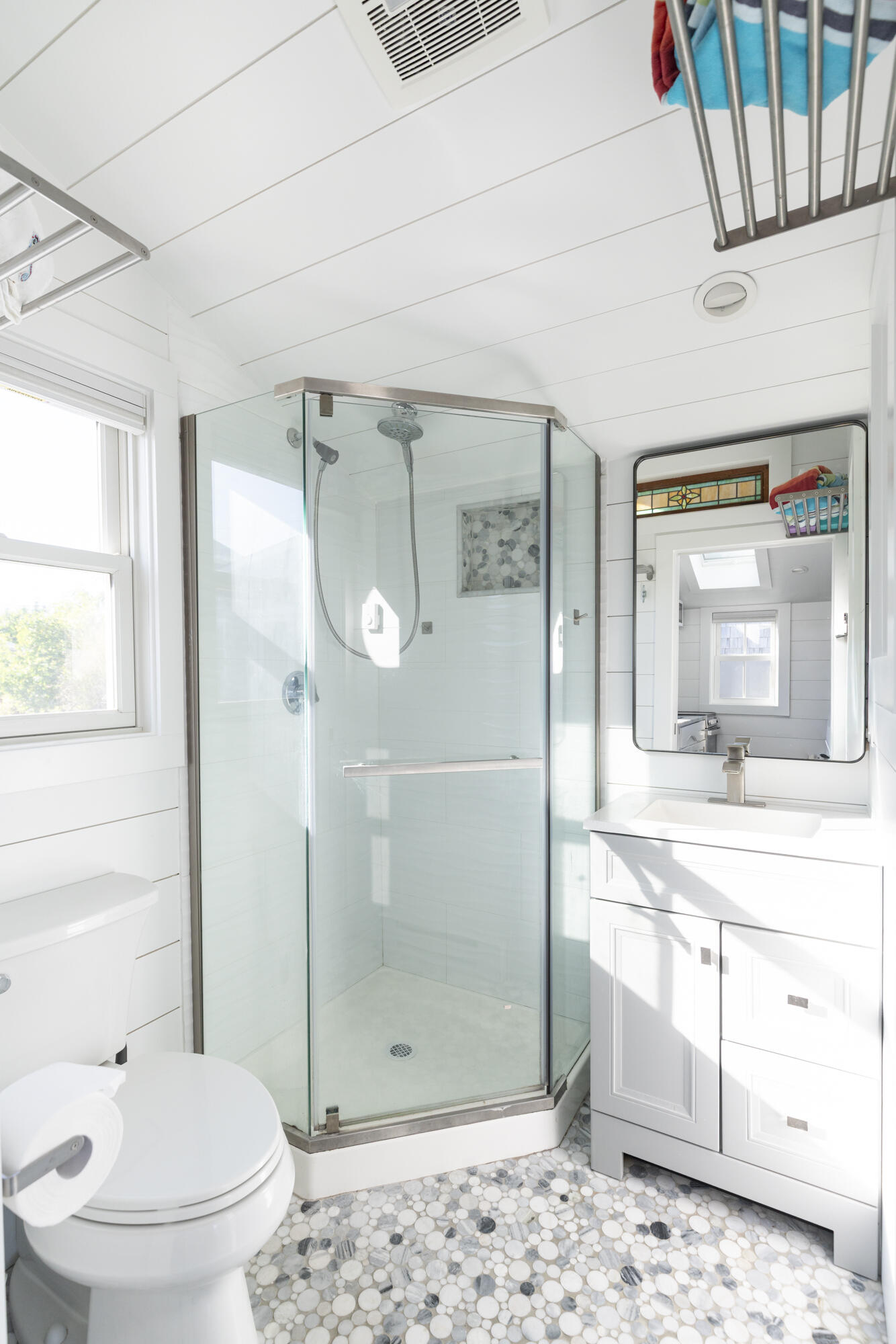 21 Dewey Avenue UNIT 4