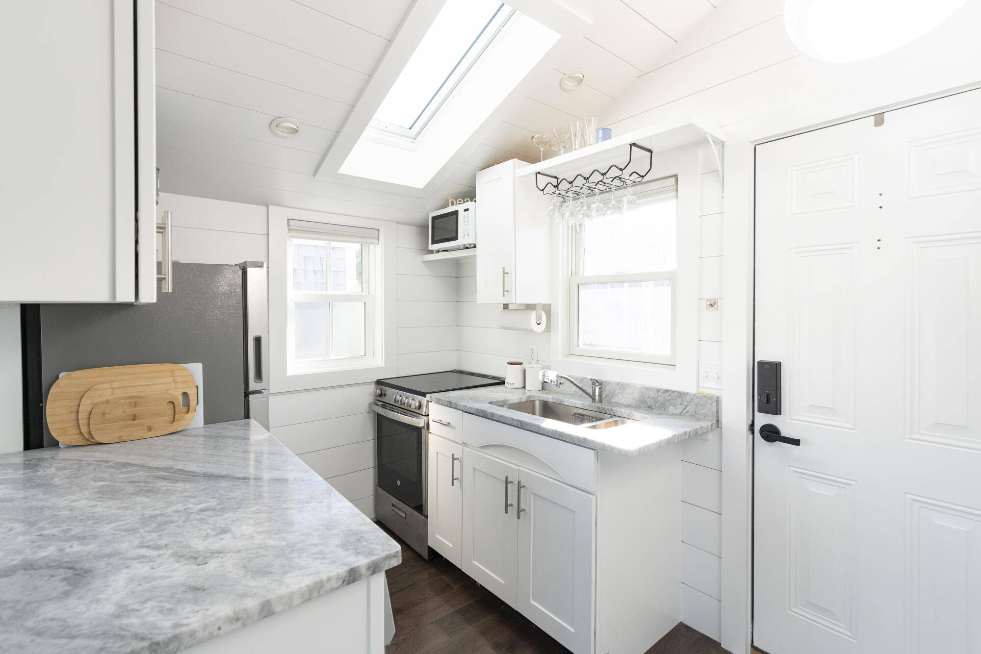 21 Dewey Avenue UNIT 4