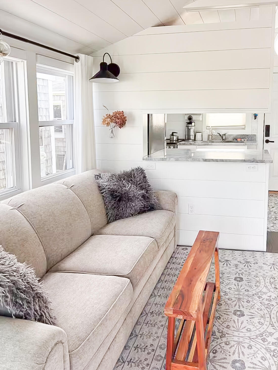 21 Dewey Avenue UNIT 4