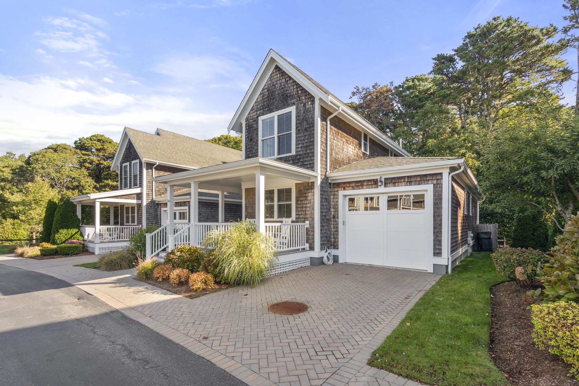 104 Sachemus Trail UNIT 104