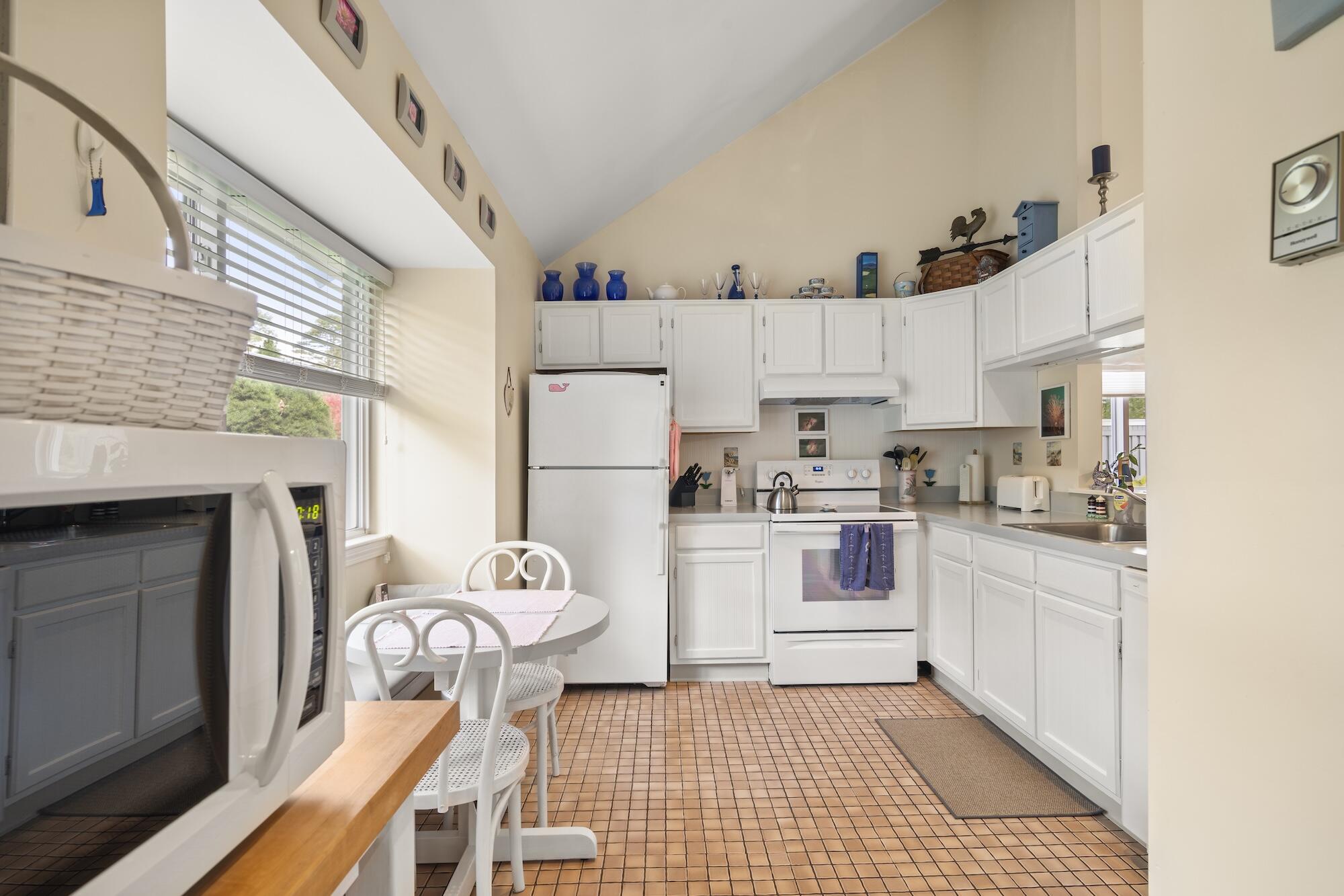 105 Middlecott Lane UNIT 105