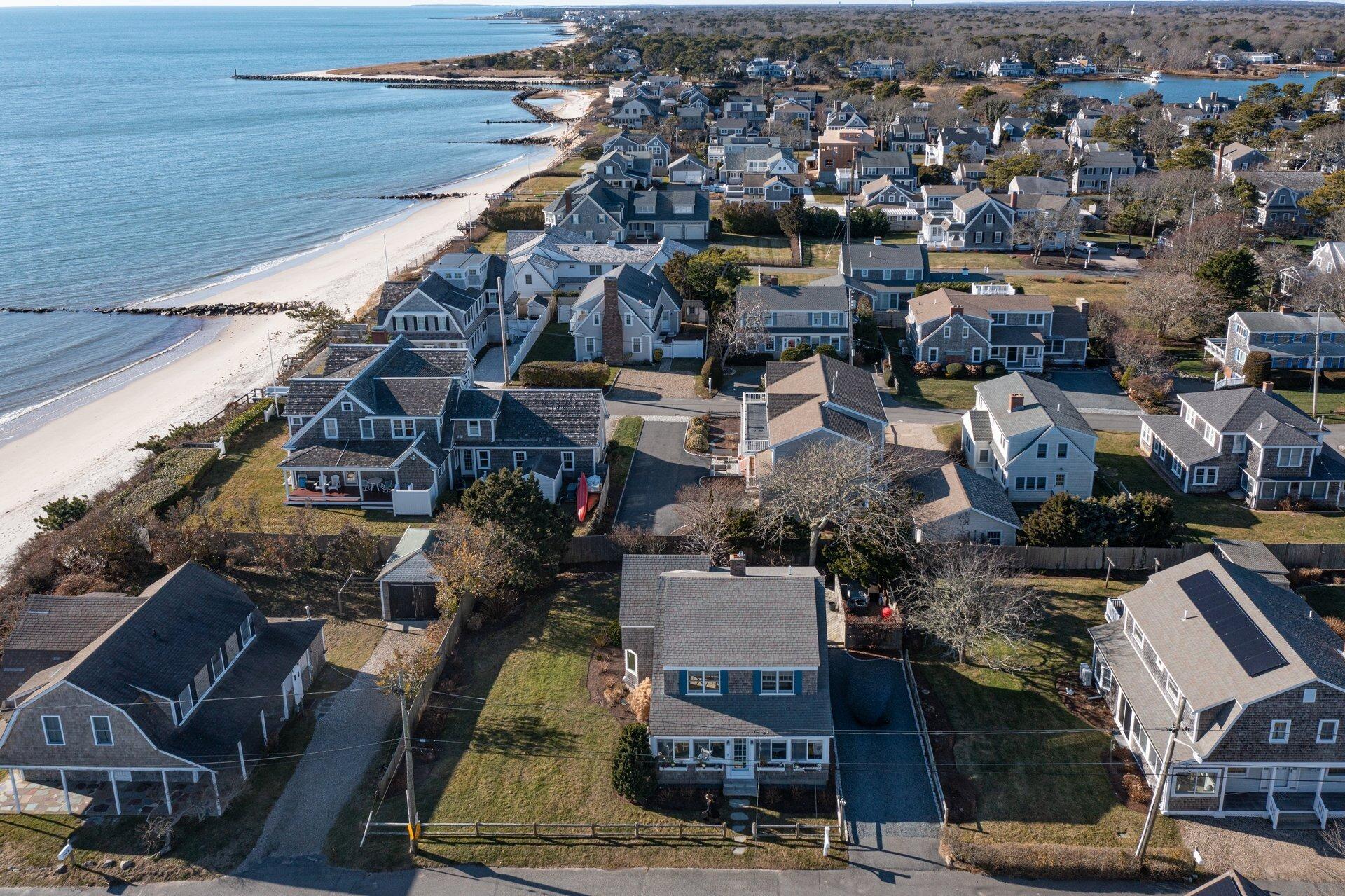 8 Wyndemere Bluffs Road