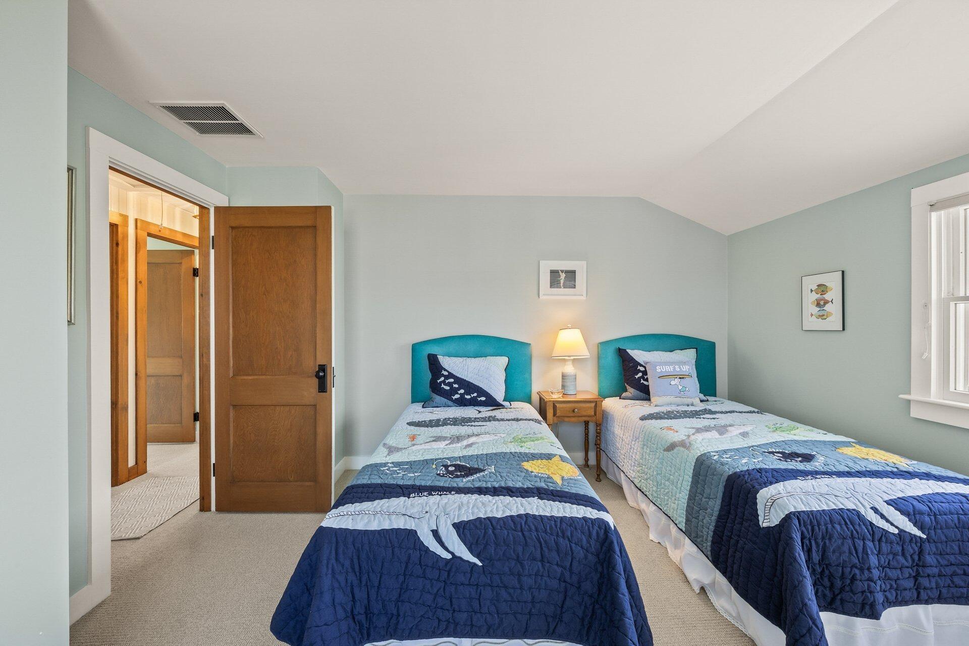 8 Wyndemere Bluffs Road