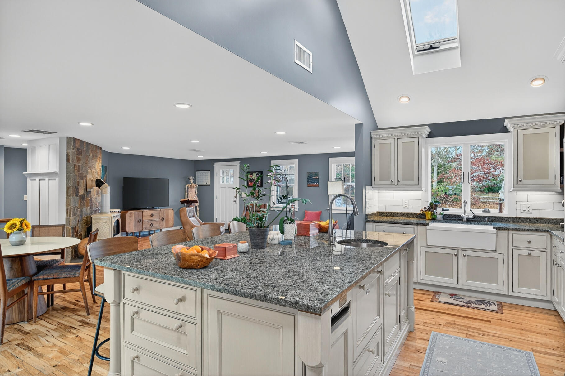 33 Pine Orchard Road