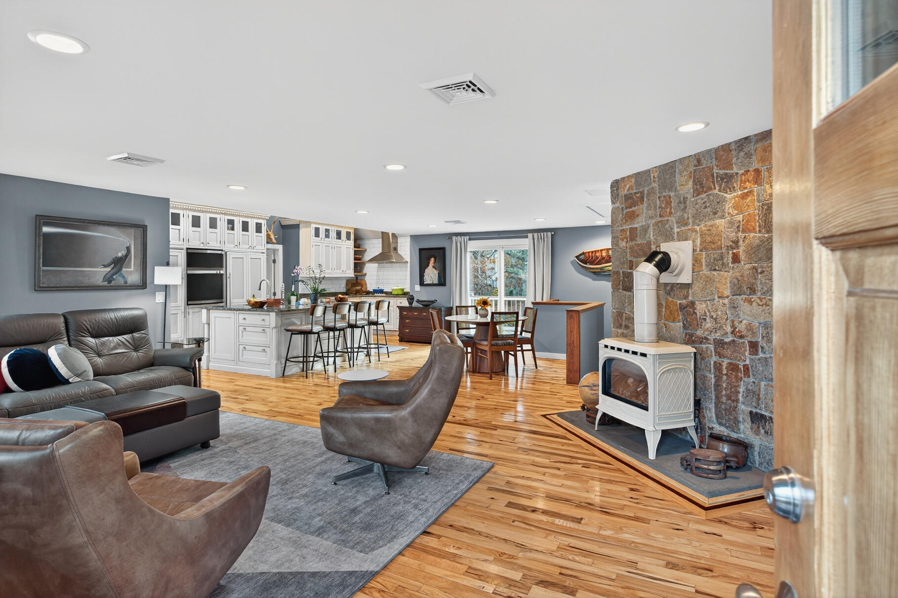 33 Pine Orchard Road