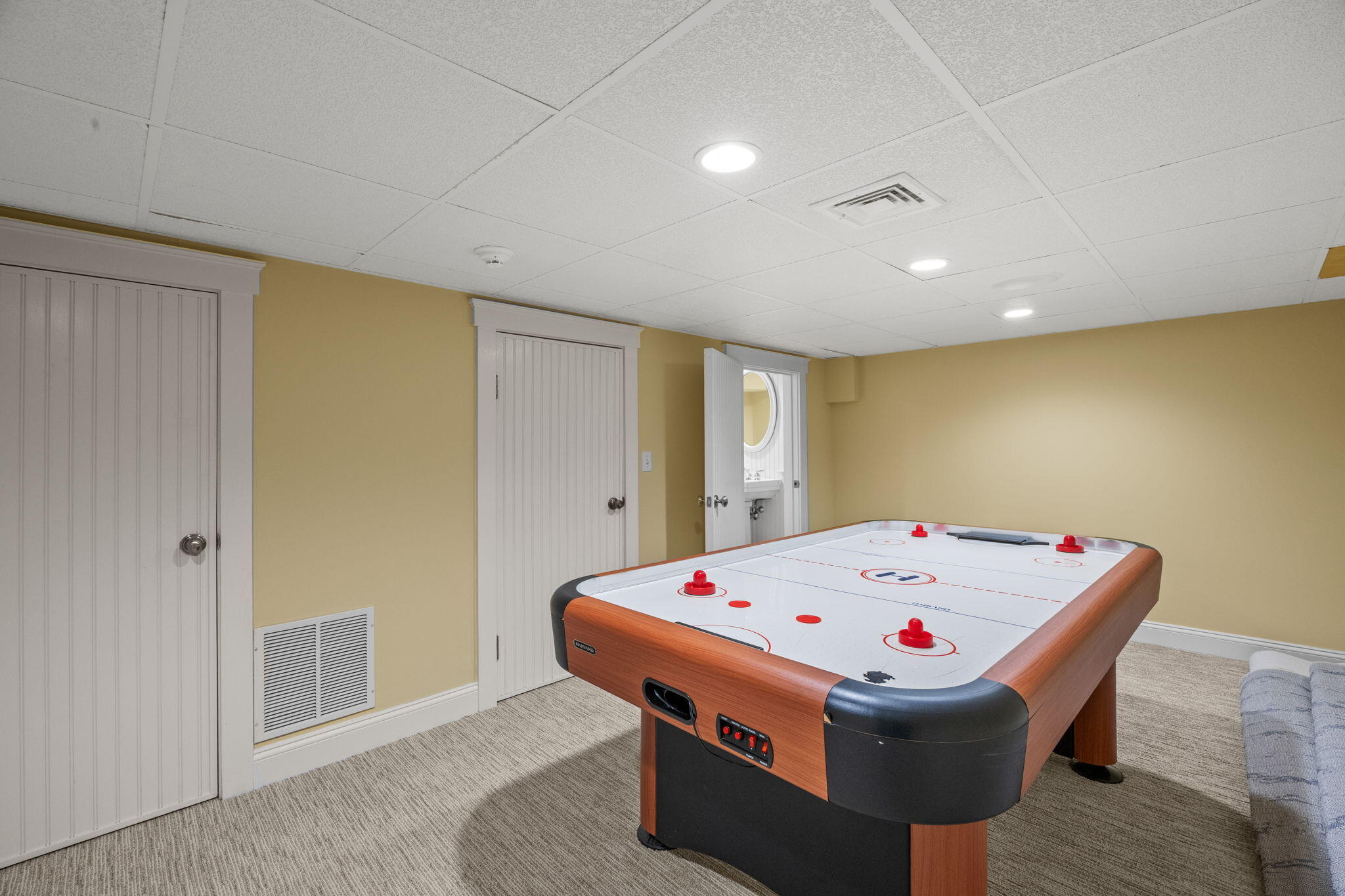 404 Stage Harbor Road