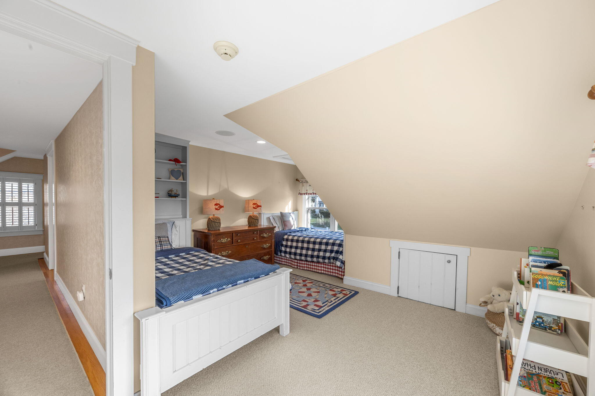 404 Stage Harbor Road