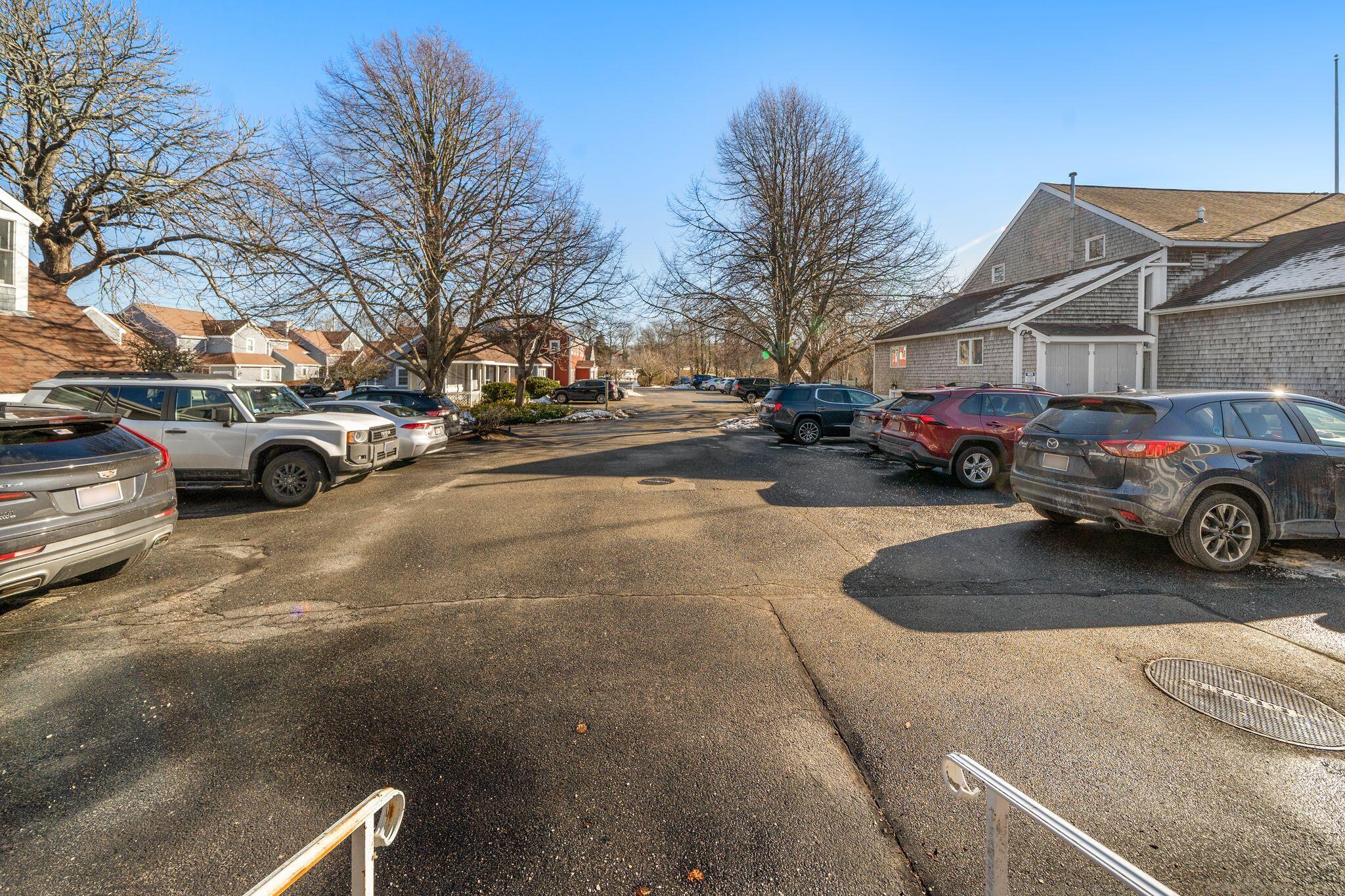 6 Munson Meeting Way # 6 Unit: 5 & 6