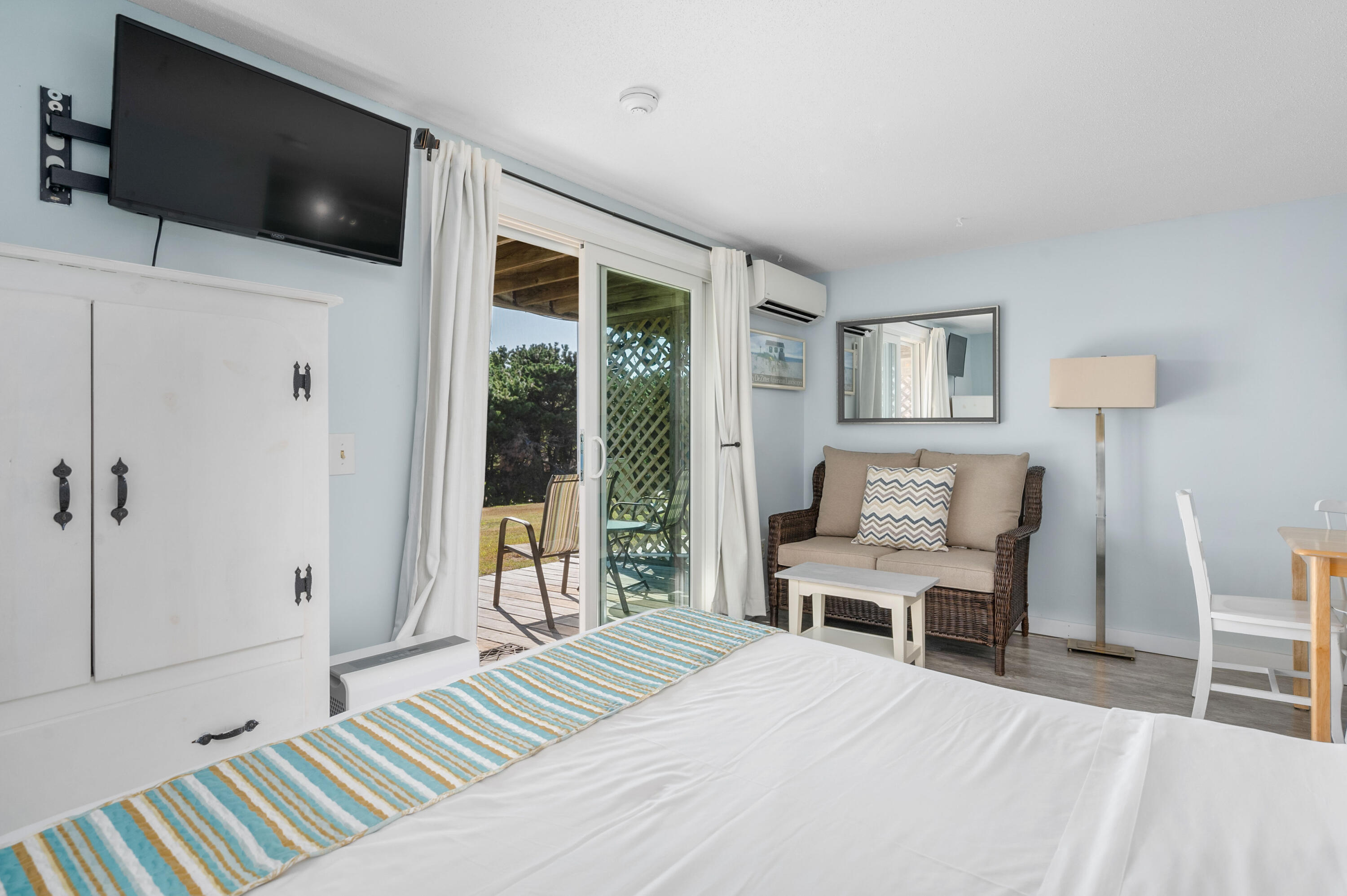 132 Shore Road # 7